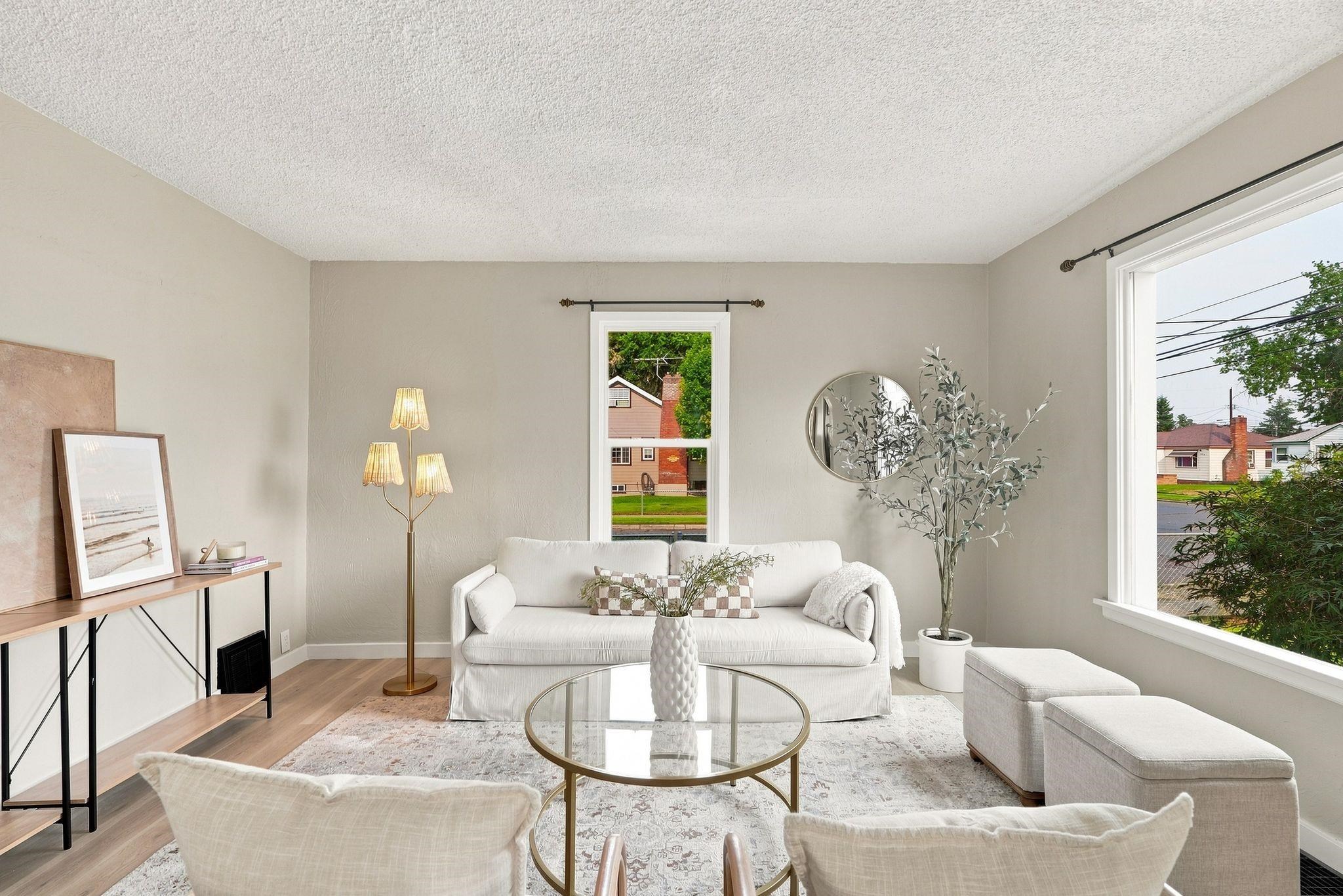 2704 E Nora Ave - Photo 2