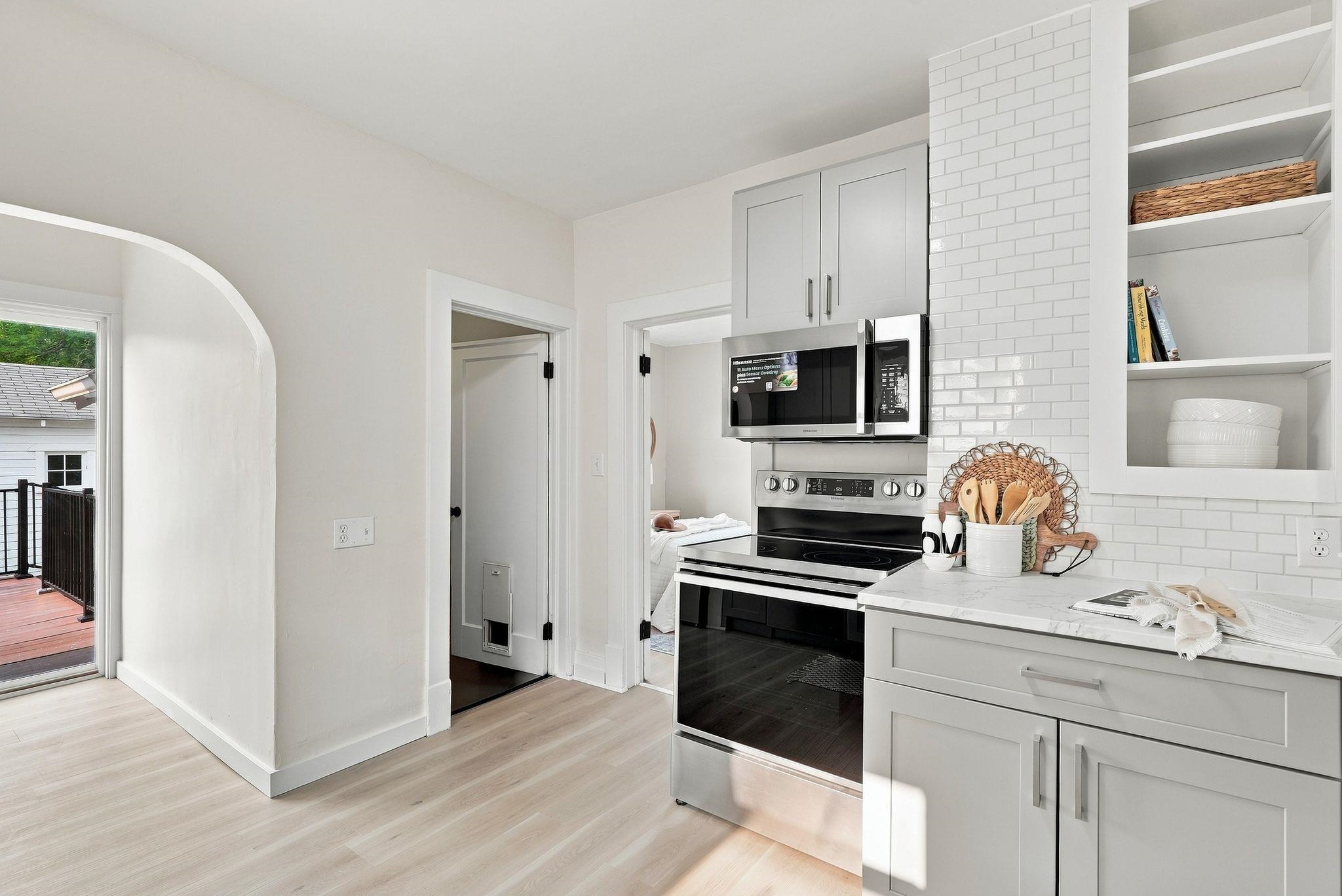 2704 E Nora Ave - Photo 9