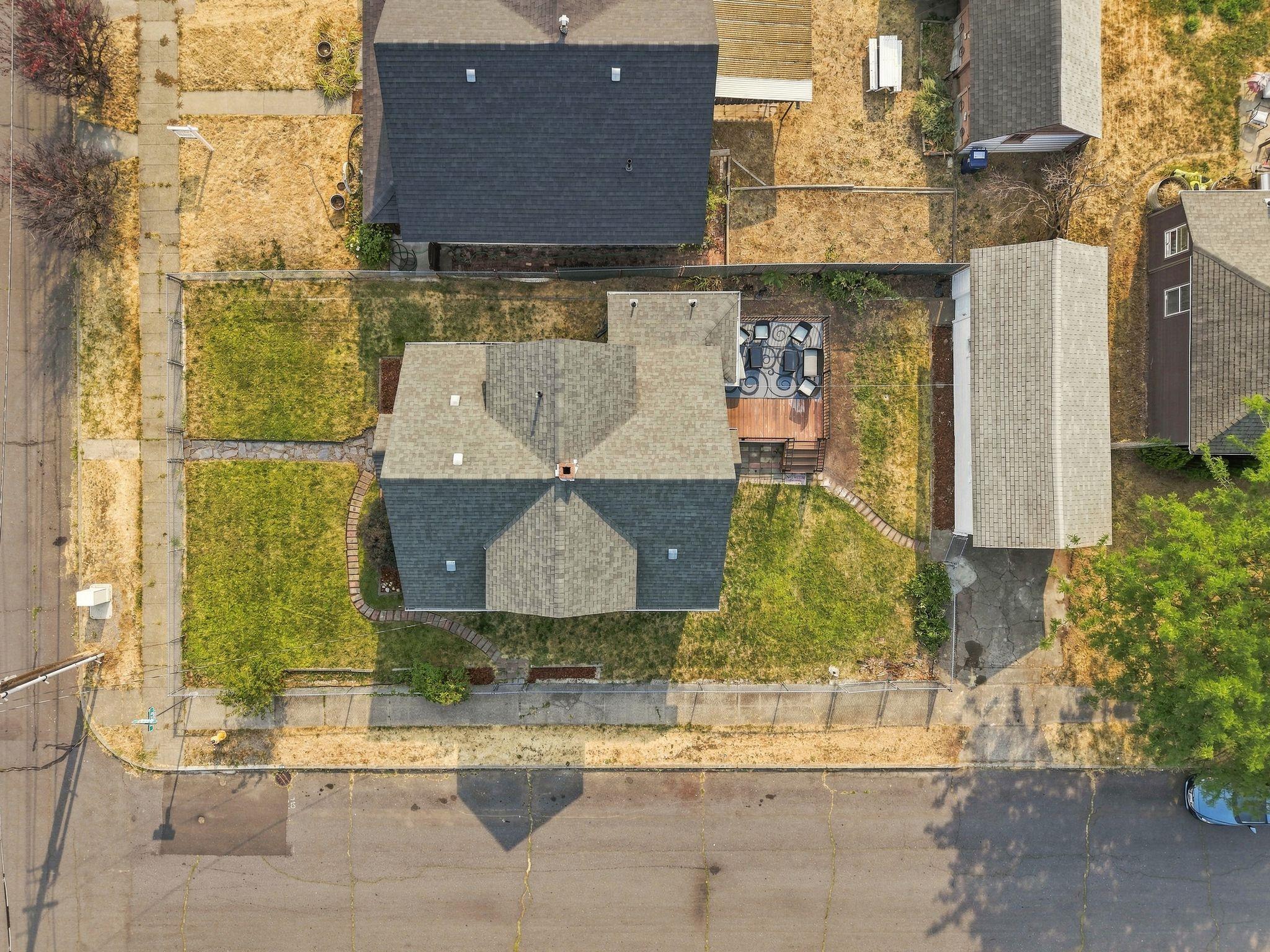 2704 E Nora Ave - Photo 31