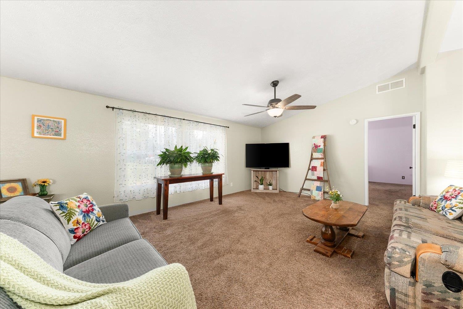 3110 E Chattaroy Rd - Photo 8