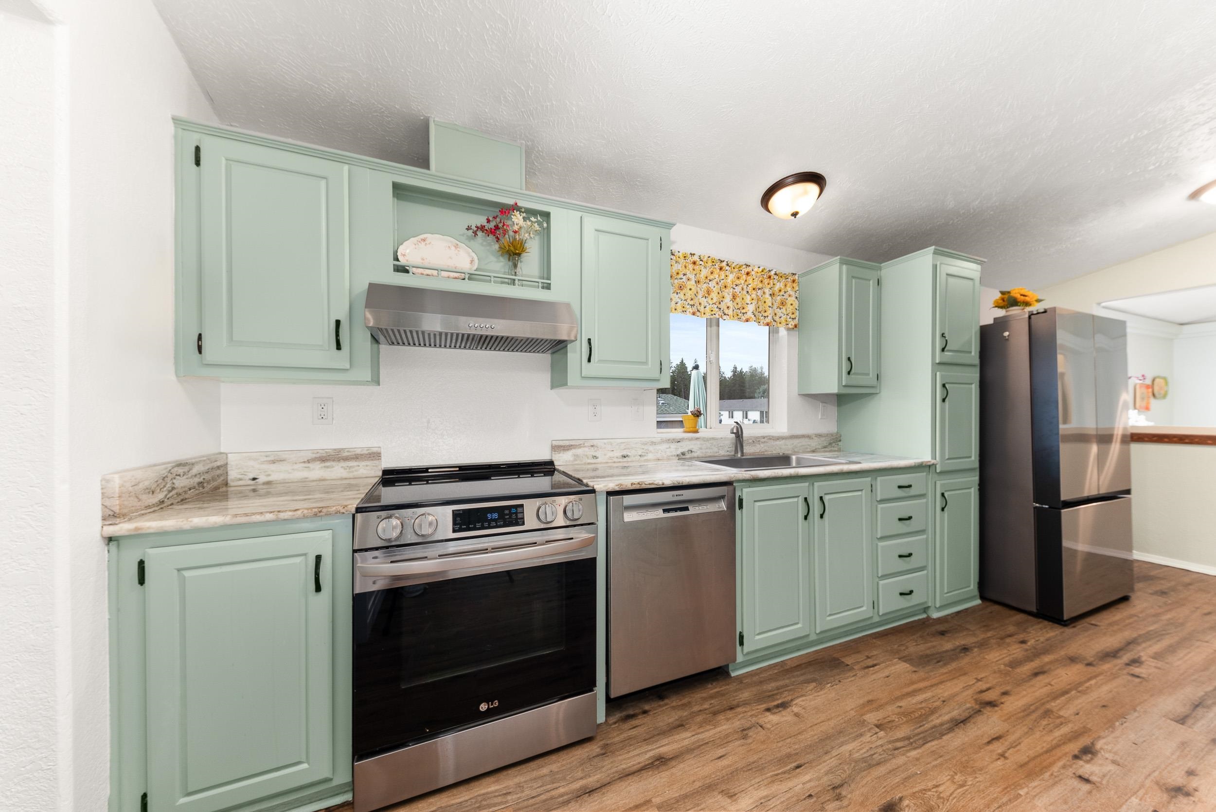 3110 E Chattaroy Rd - Photo 12