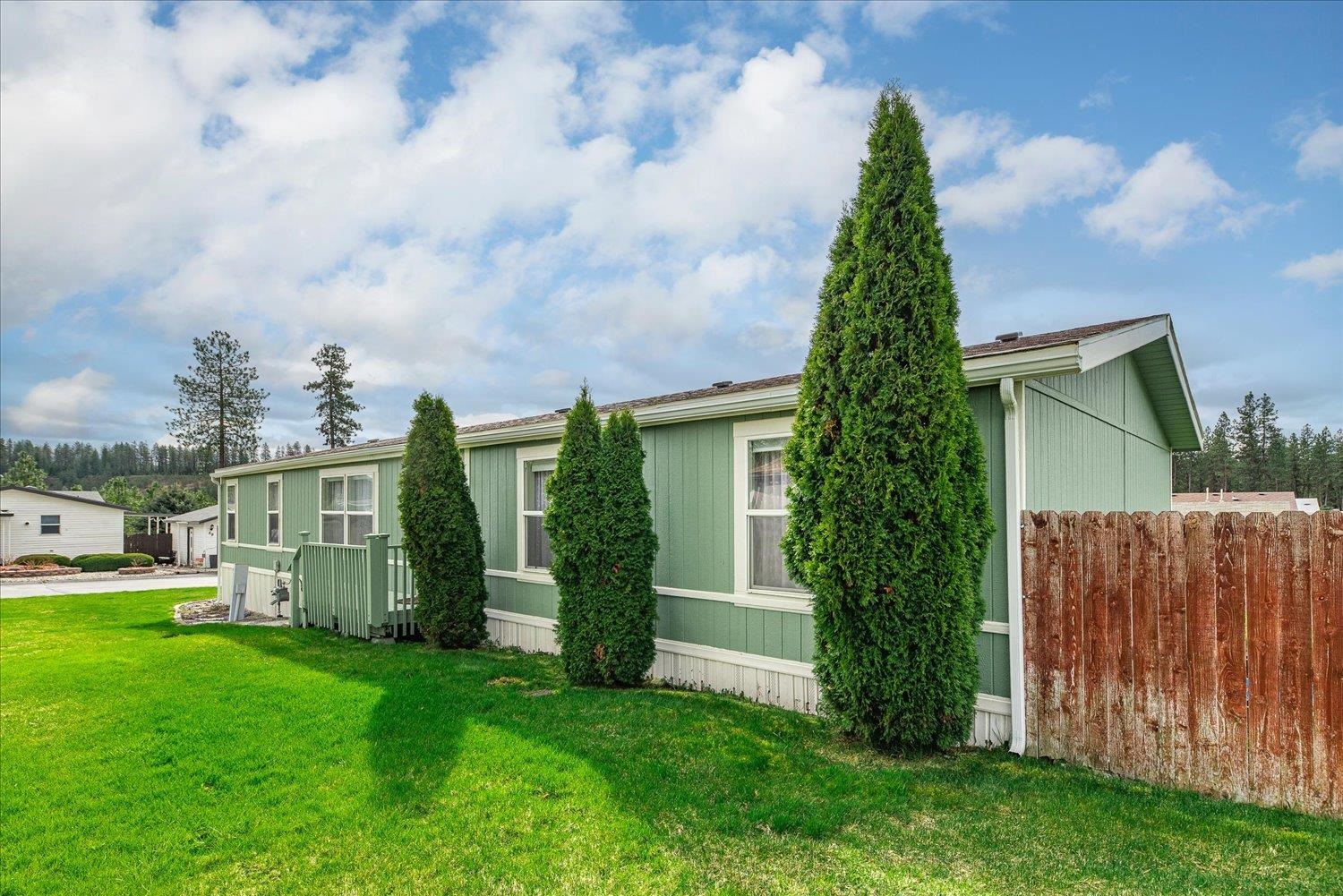 3110 E Chattaroy Rd - Photo 30
