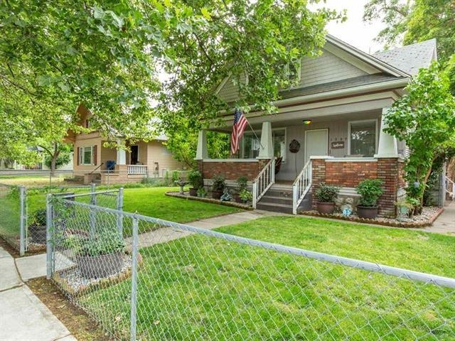1207 W Shannon Ave - Photo 2