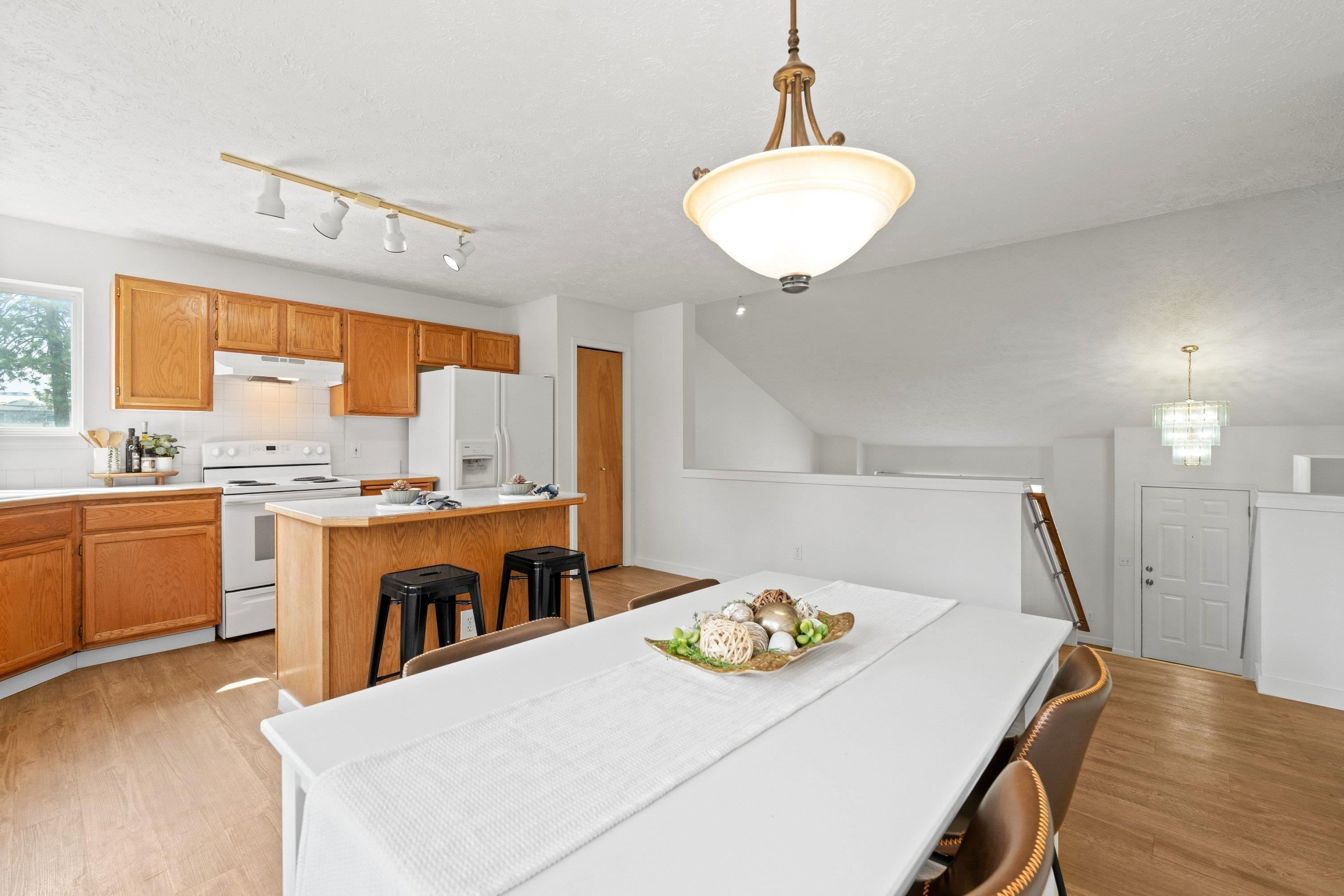 3408 E 48th Ct - Photo 12