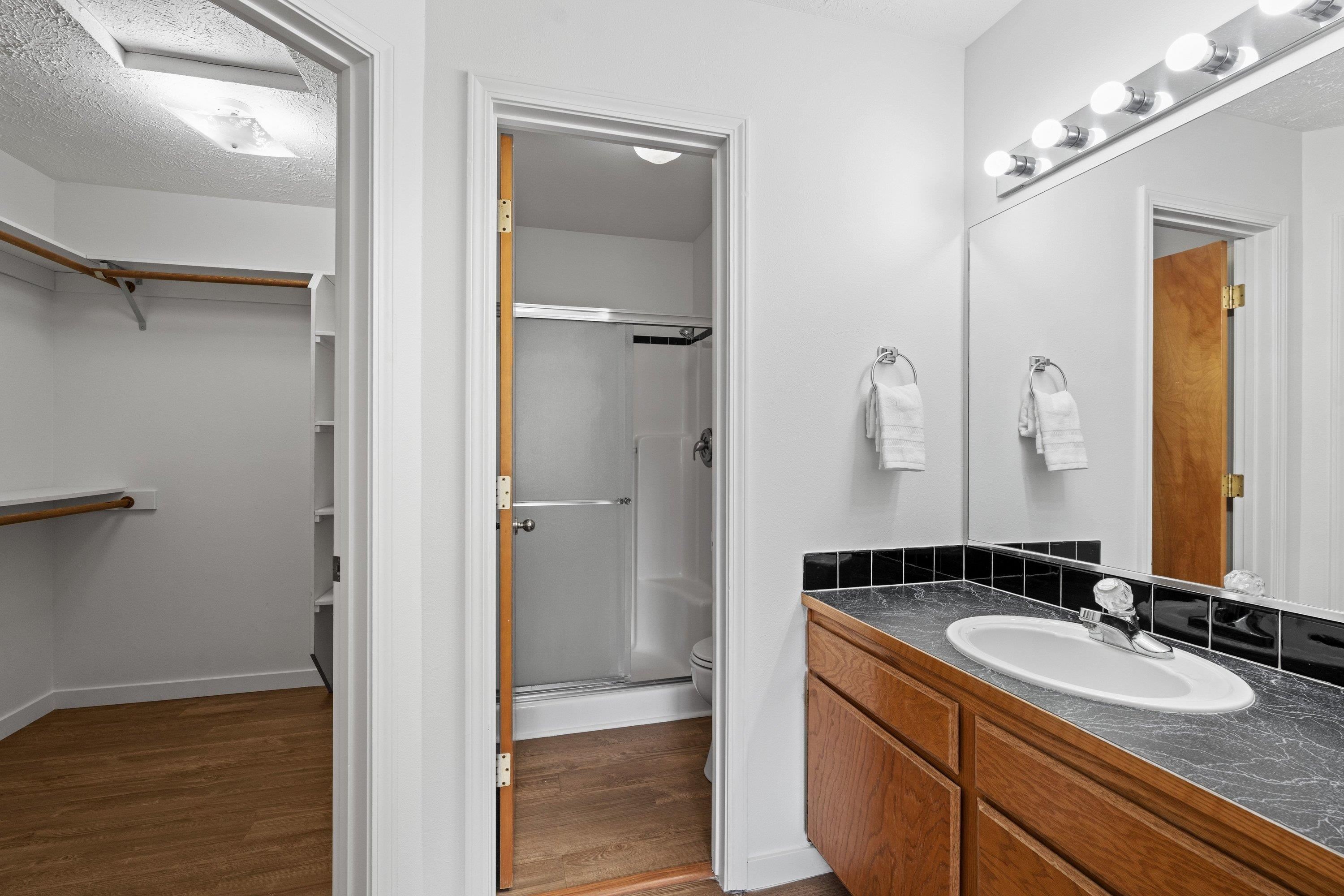 3408 E 48th Ct - Photo 16