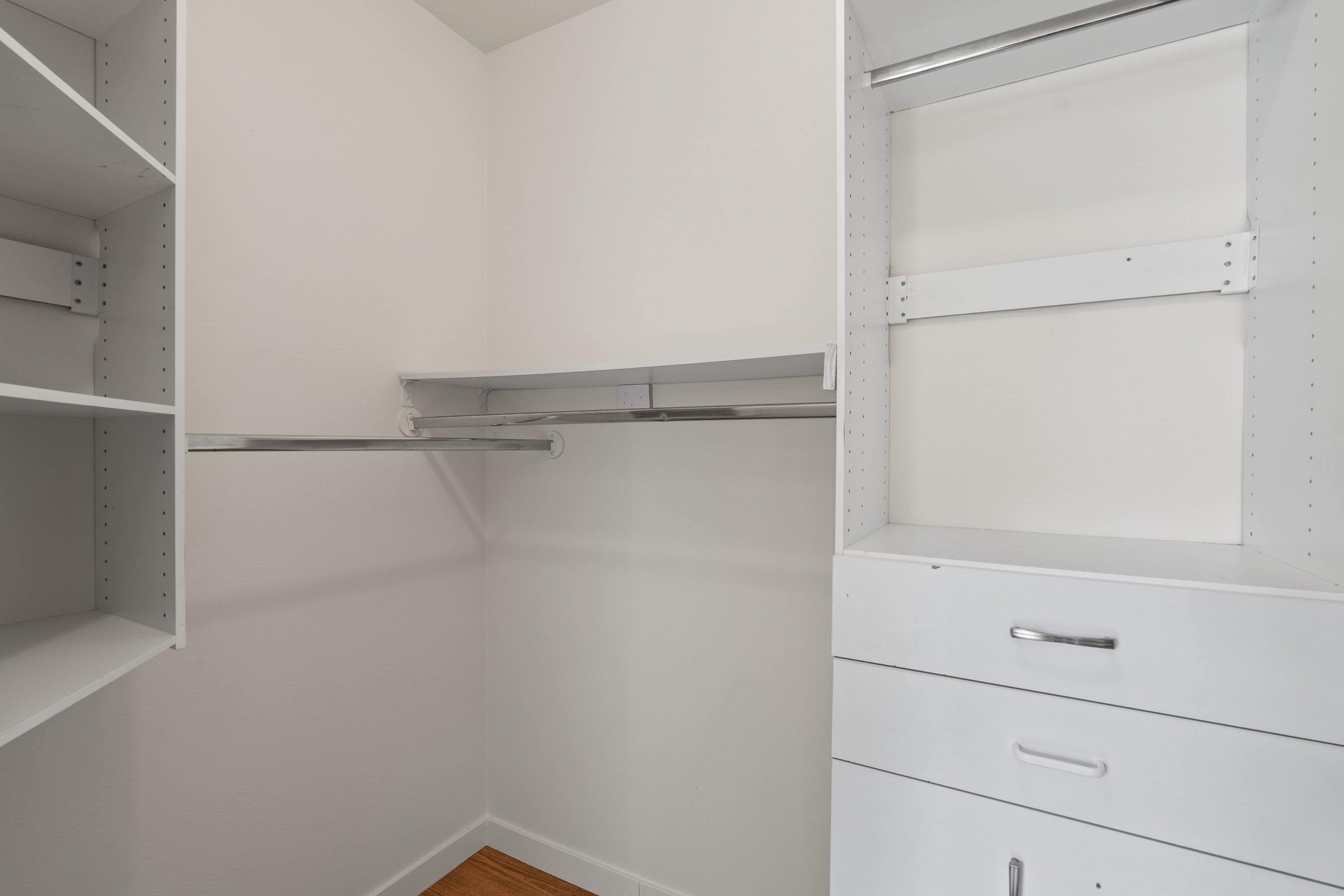 3408 E 48th Ct - Photo 30