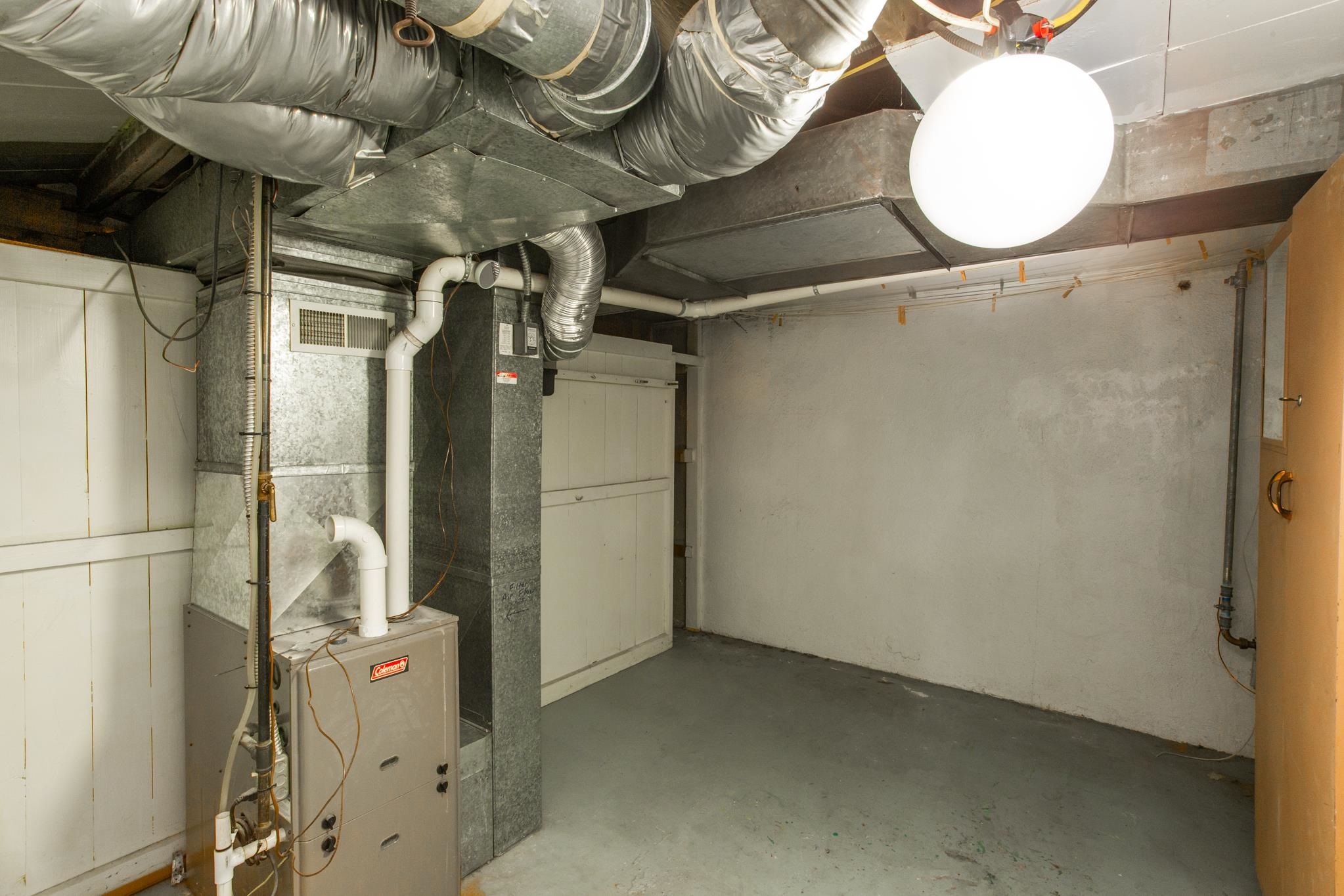 1108 E Wellesley Ave - Photo 18
