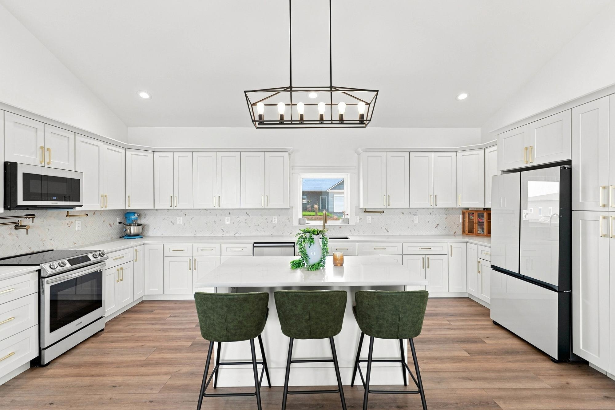 530 E Summit Ave - Photo 6