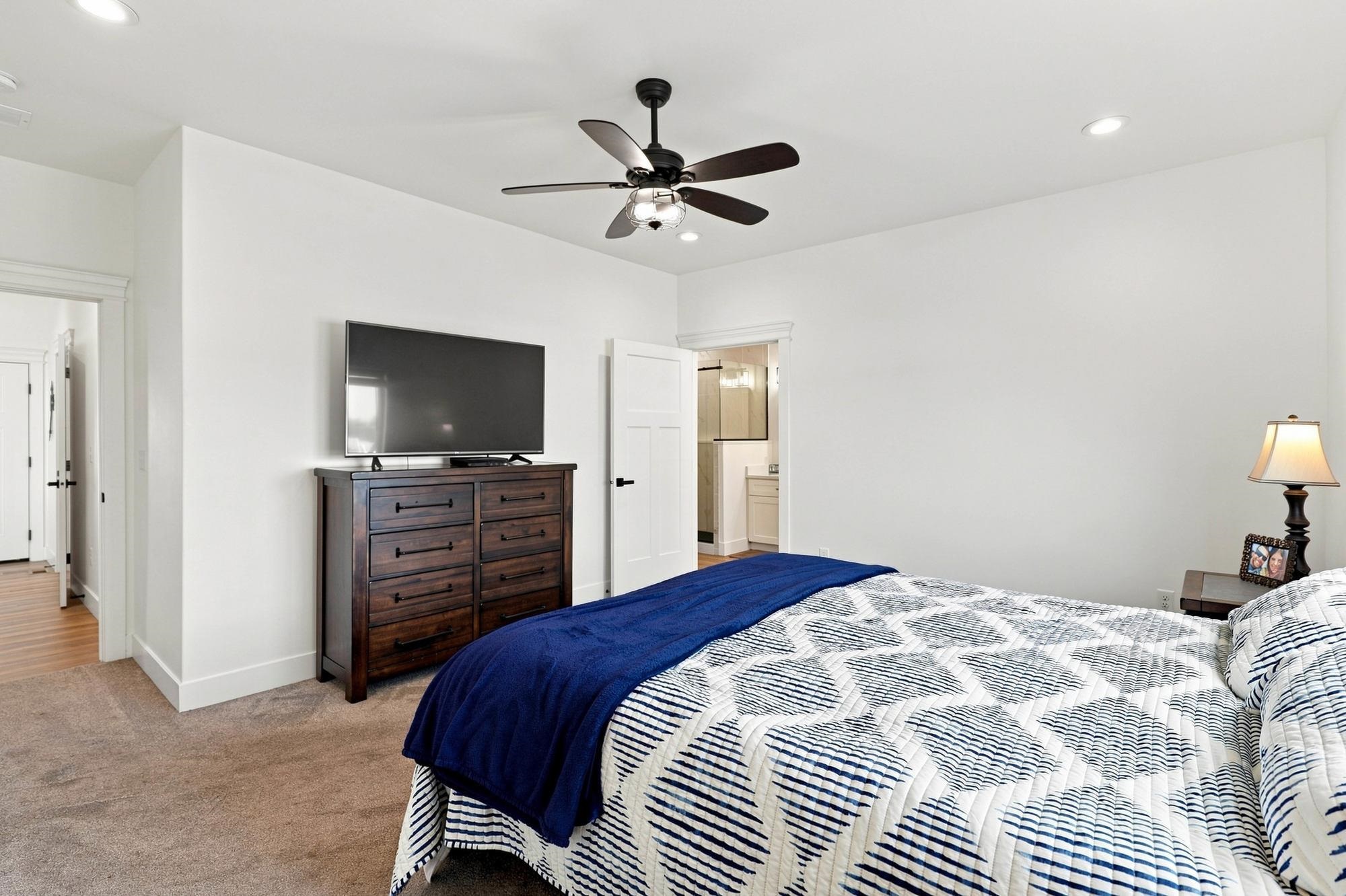 530 E Summit Ave - Photo 9