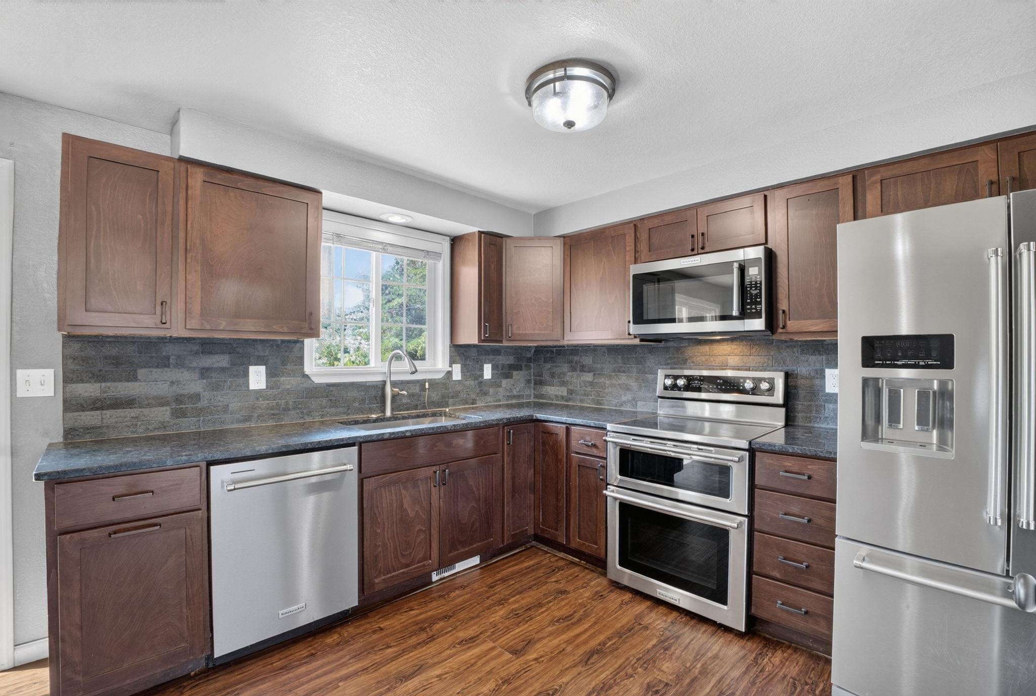 4212 E 24TH Ave - Photo 6
