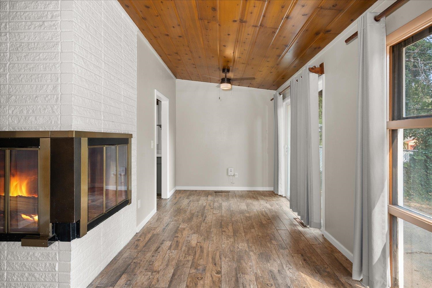 1428 E 40th Ave - Photo 7