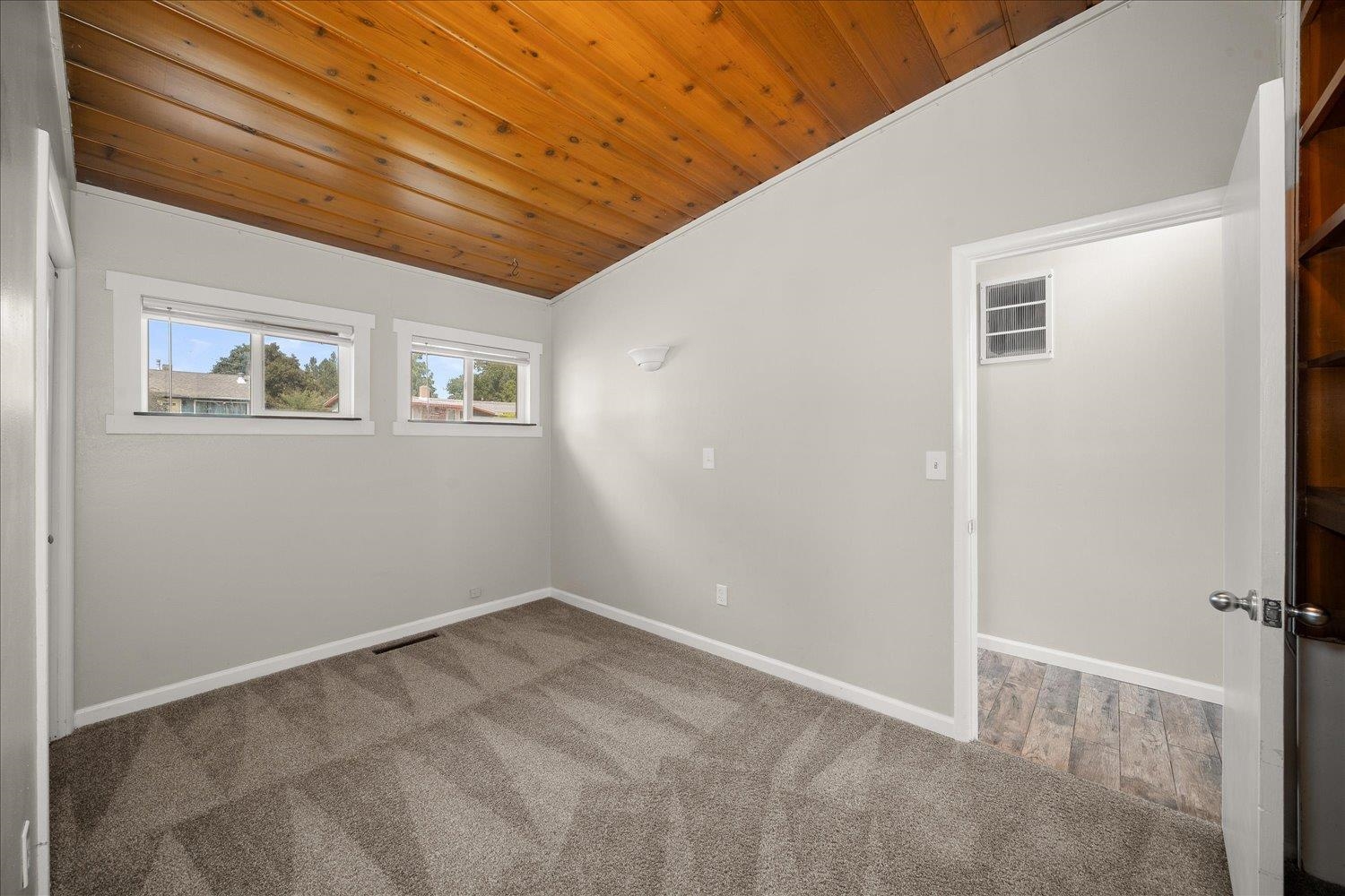 1428 E 40th Ave - Photo 15