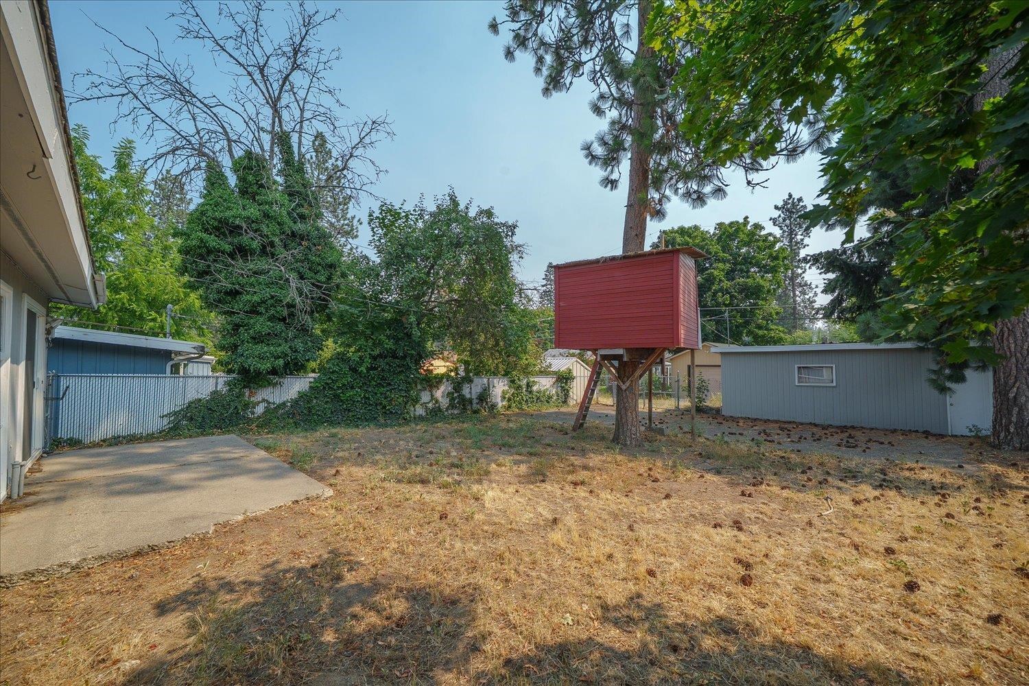 1428 E 40th Ave - Photo 21