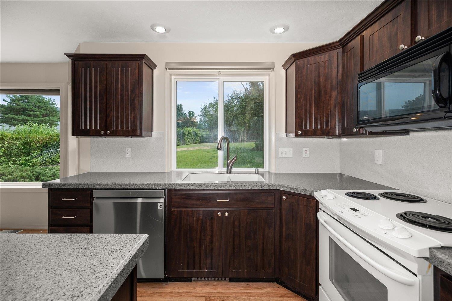 3415 S Morrill Dr - Photo 11
