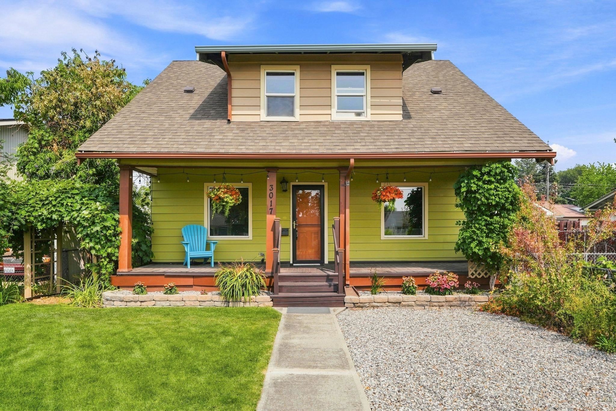 3017 E Nora Ave - Photo 1