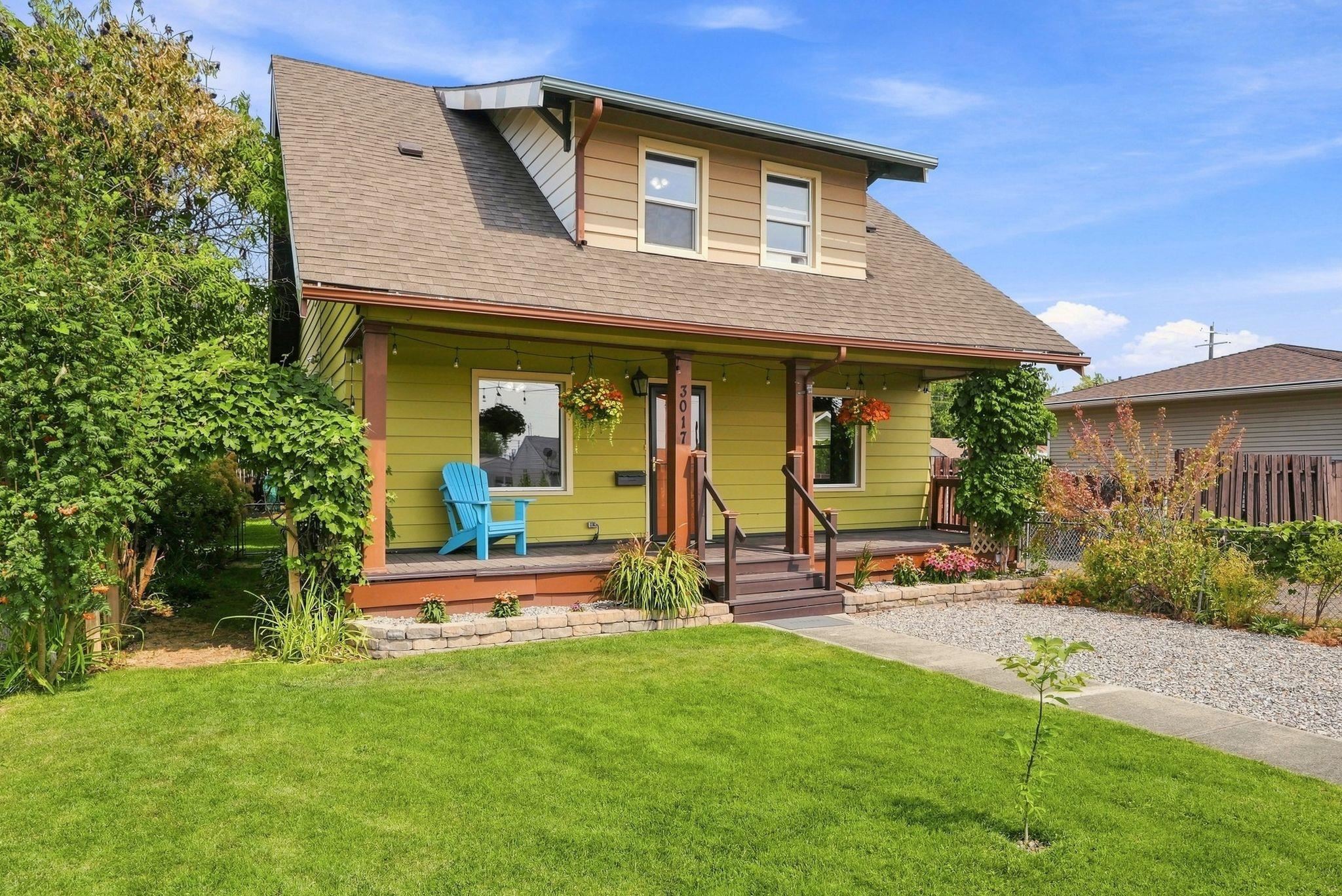 3017 E Nora Ave - Photo 2