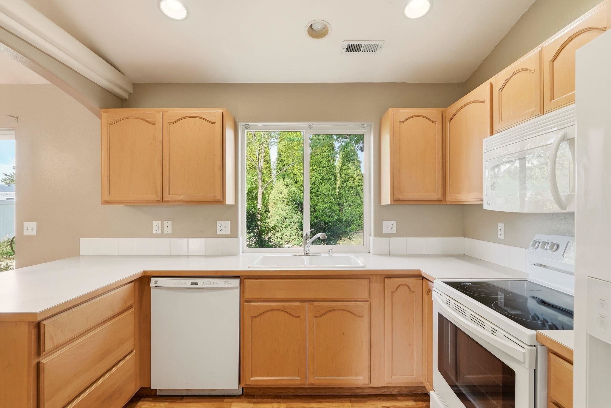 1616 N Aladdin Rd - Photo 12