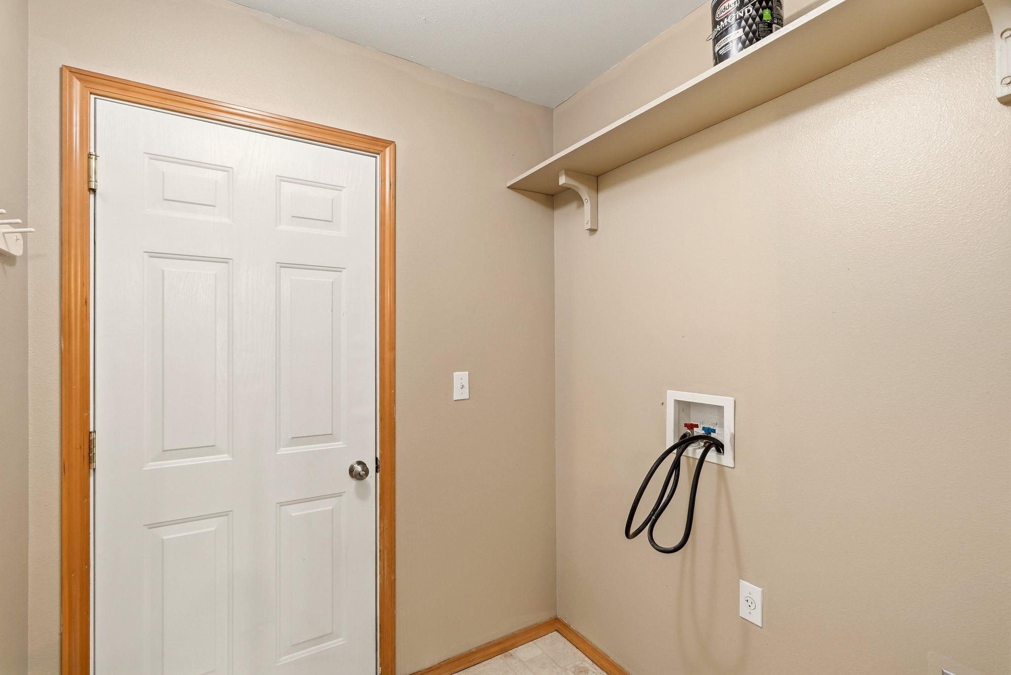 1616 N Aladdin Rd - Photo 25