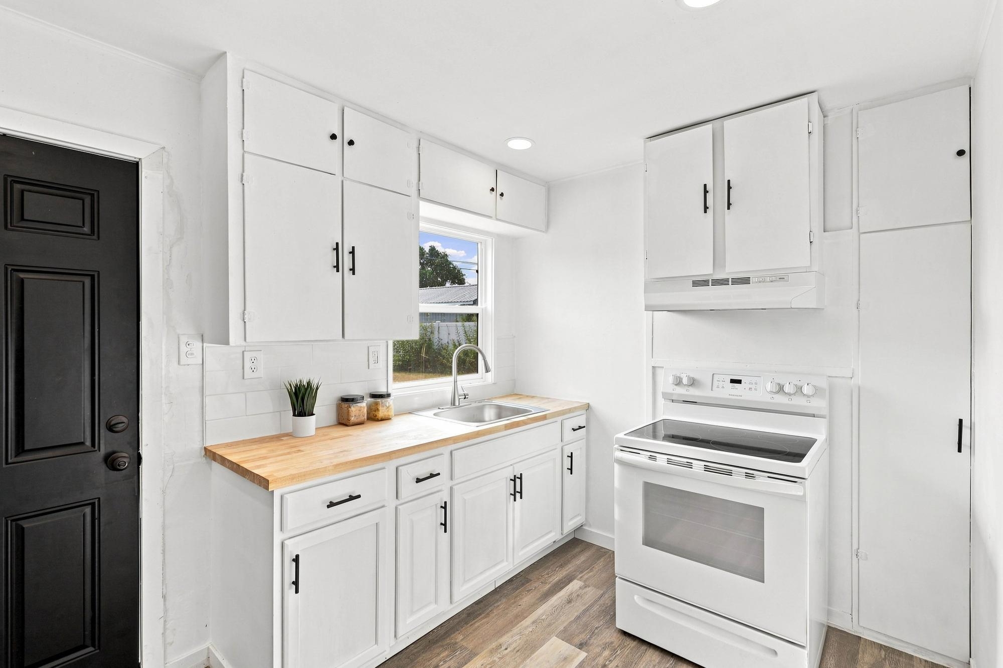 1107 S Lundstrom St - Photo 15