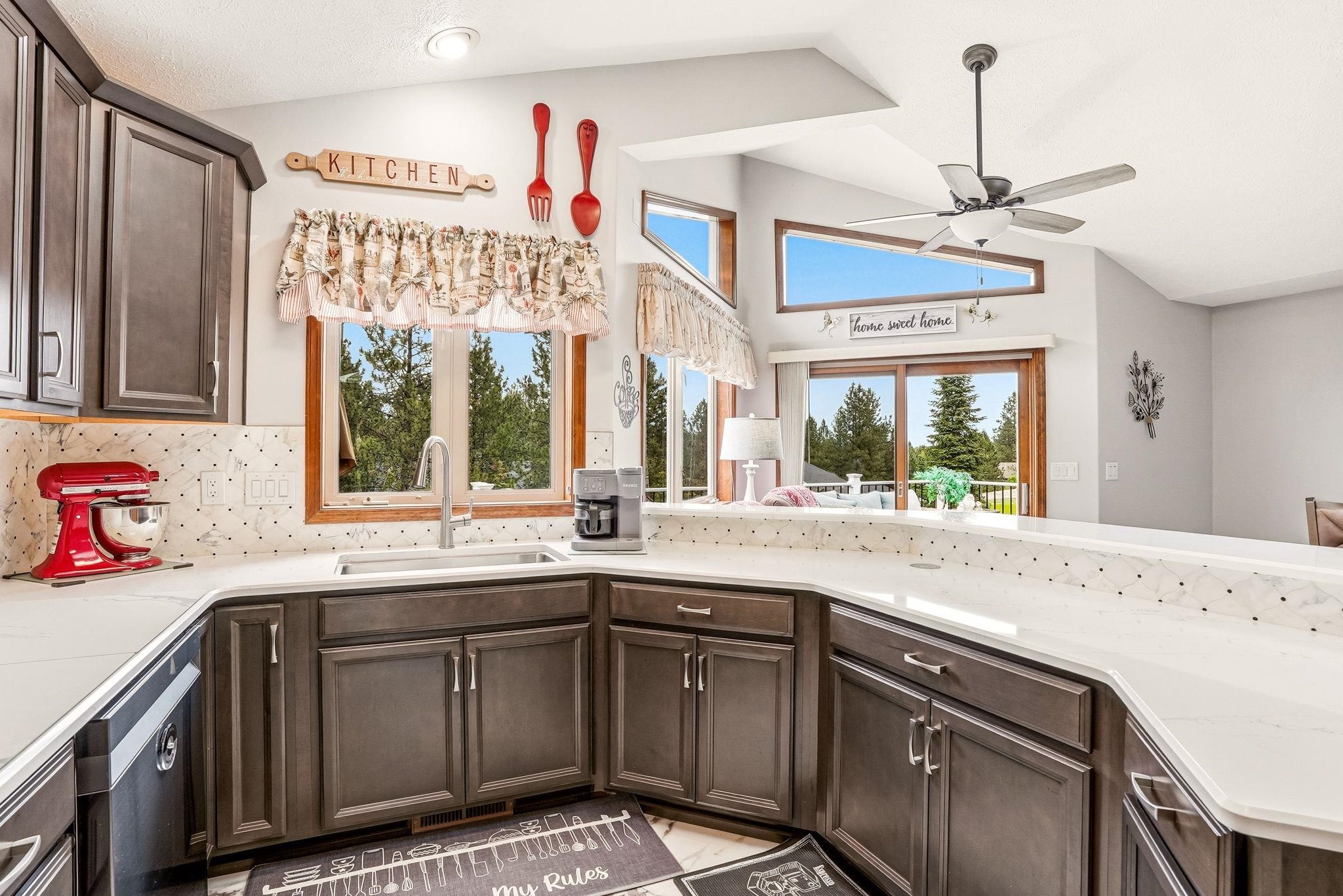 10921 E Richard Ln - Photo 15