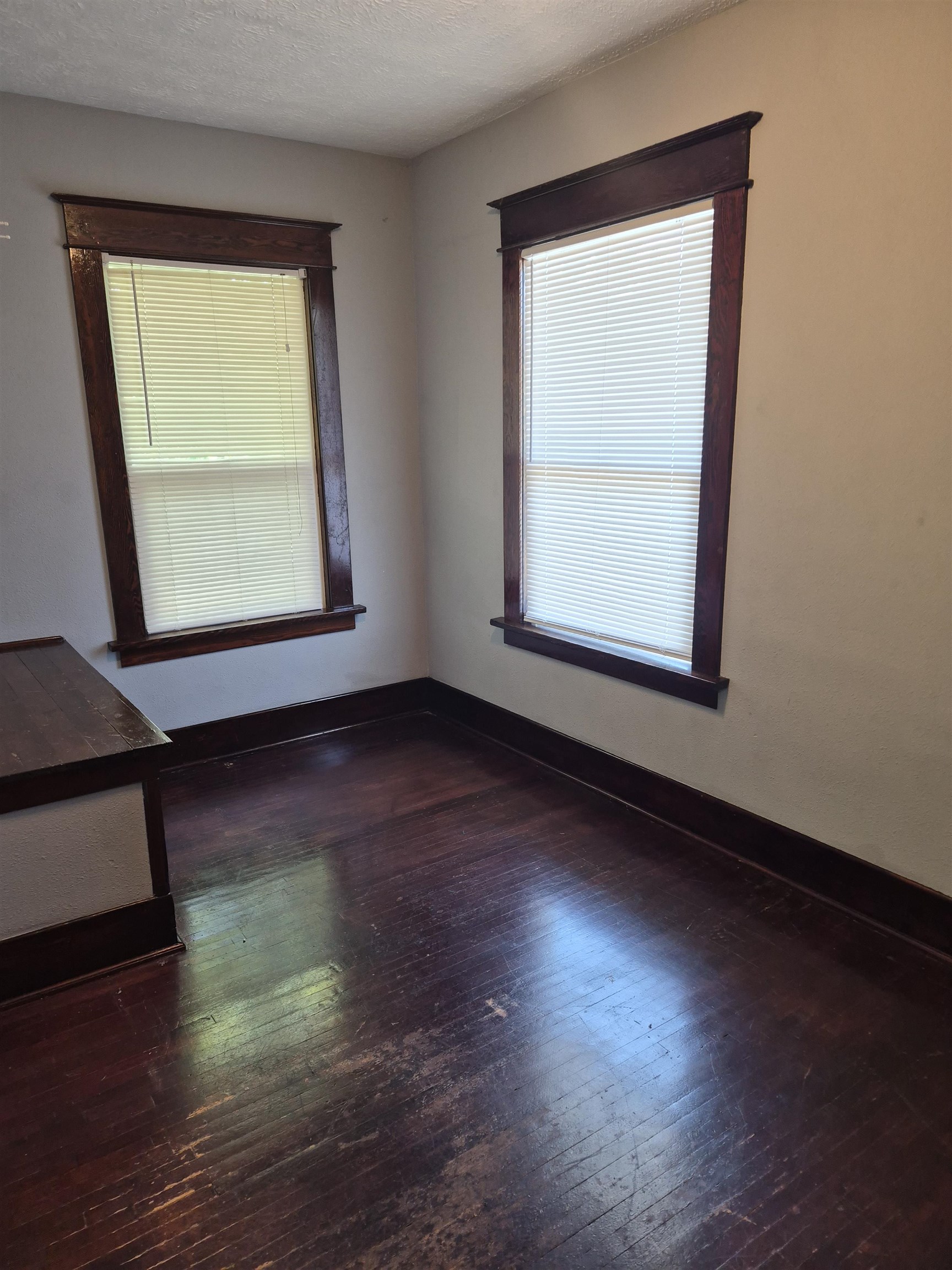 2117 & 2119 E Providence Ave - Photo 9