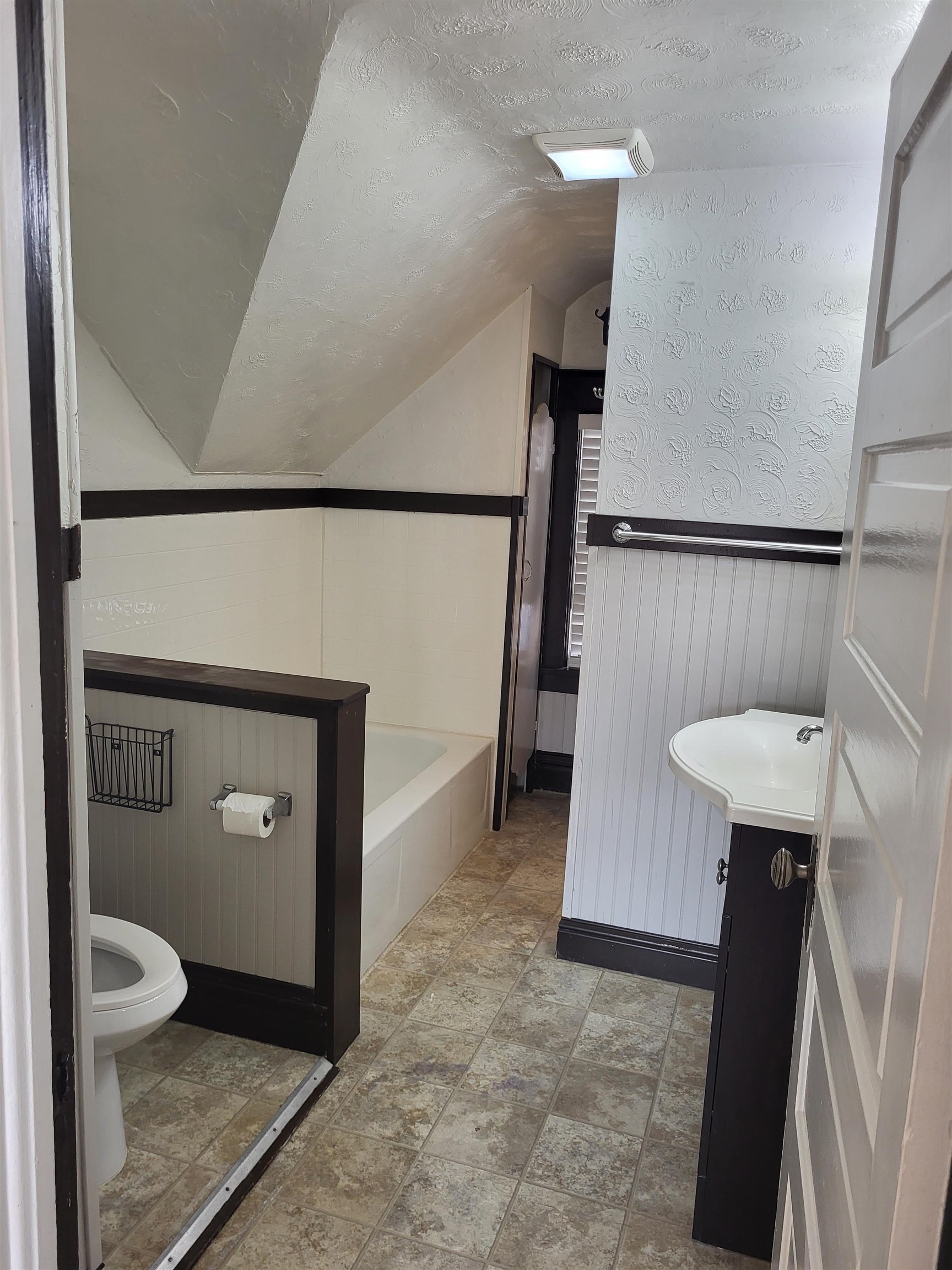 1207 W Shannon Ave - Photo 11