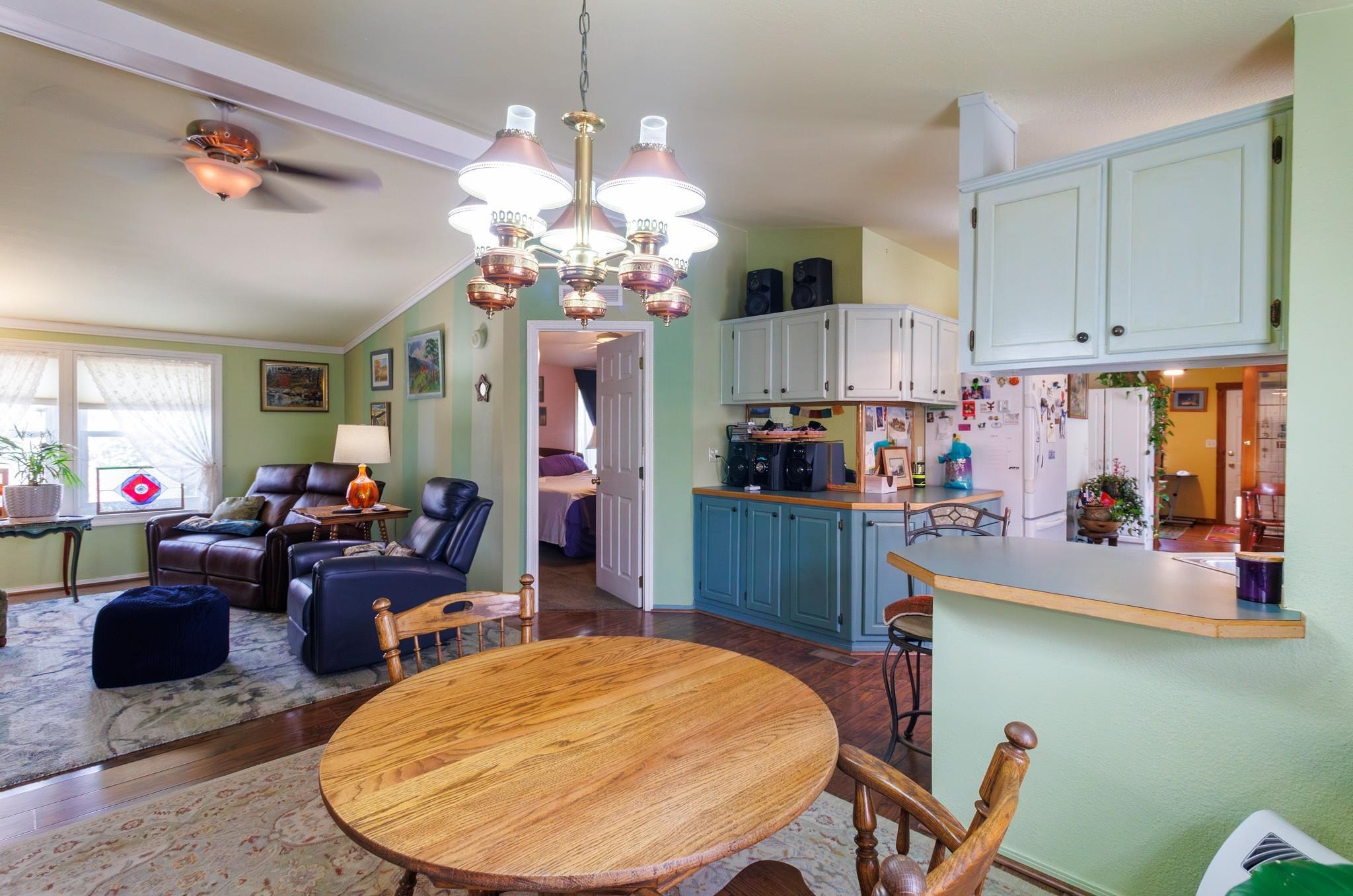 5021 E Fairview Ave - Photo 9