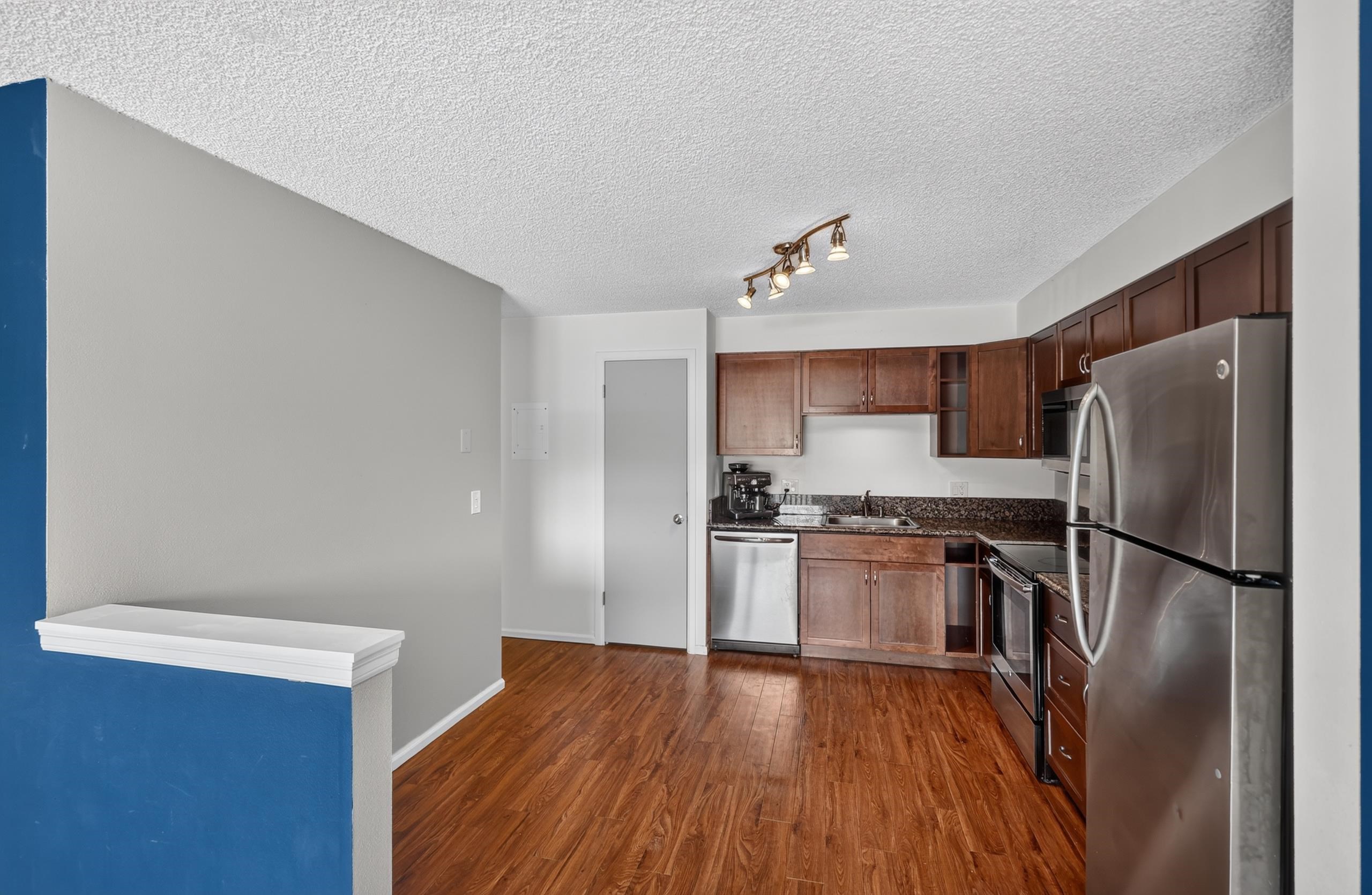 305 S Liberty Lake Rd - Photo 10