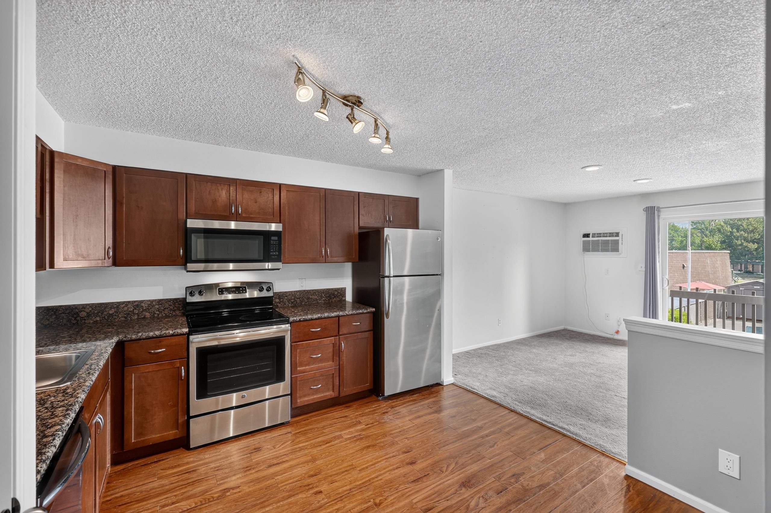 305 S Liberty Lake Rd - Photo 9