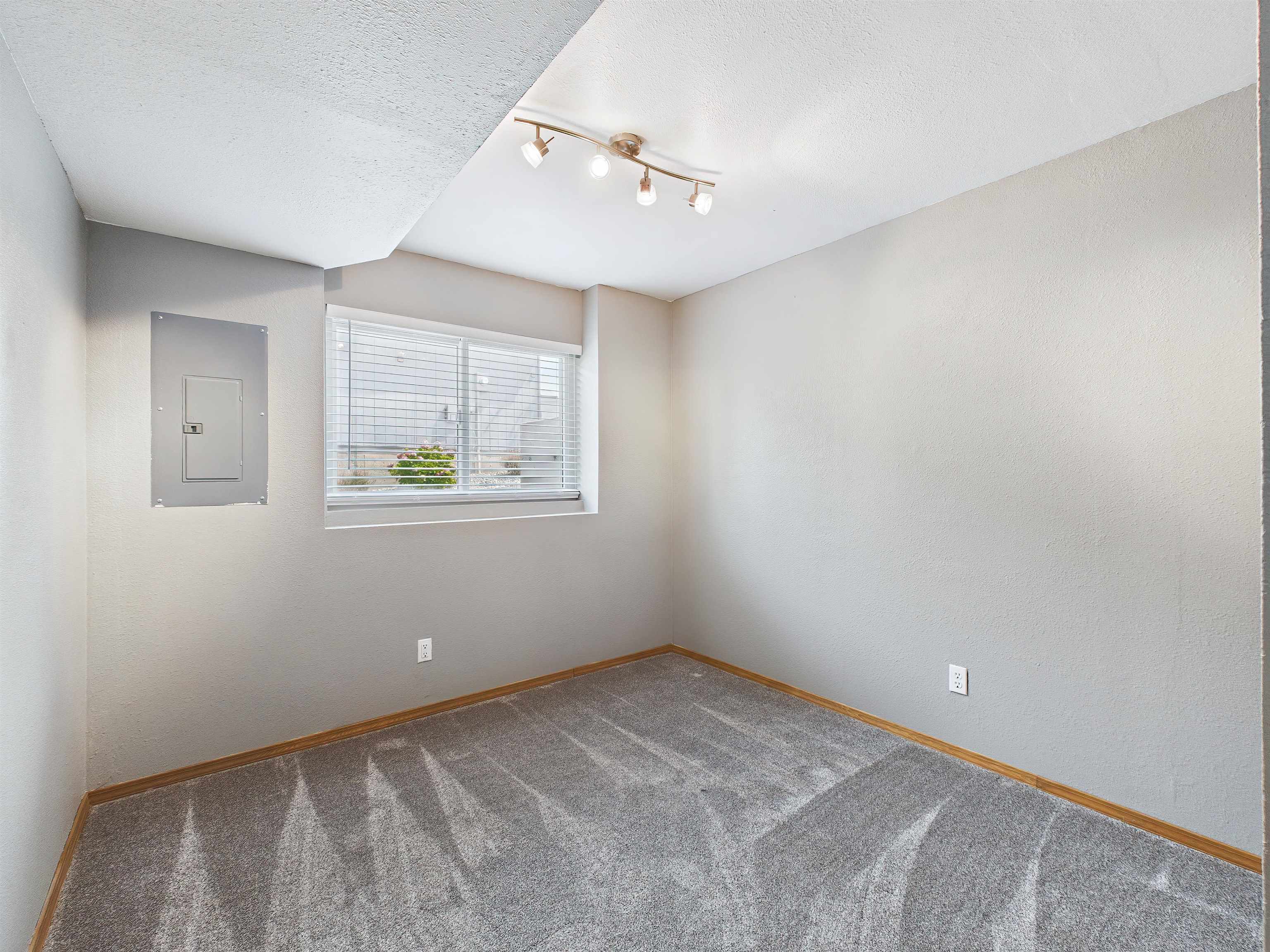 8418 E Bull Pine Ln - Photo 41