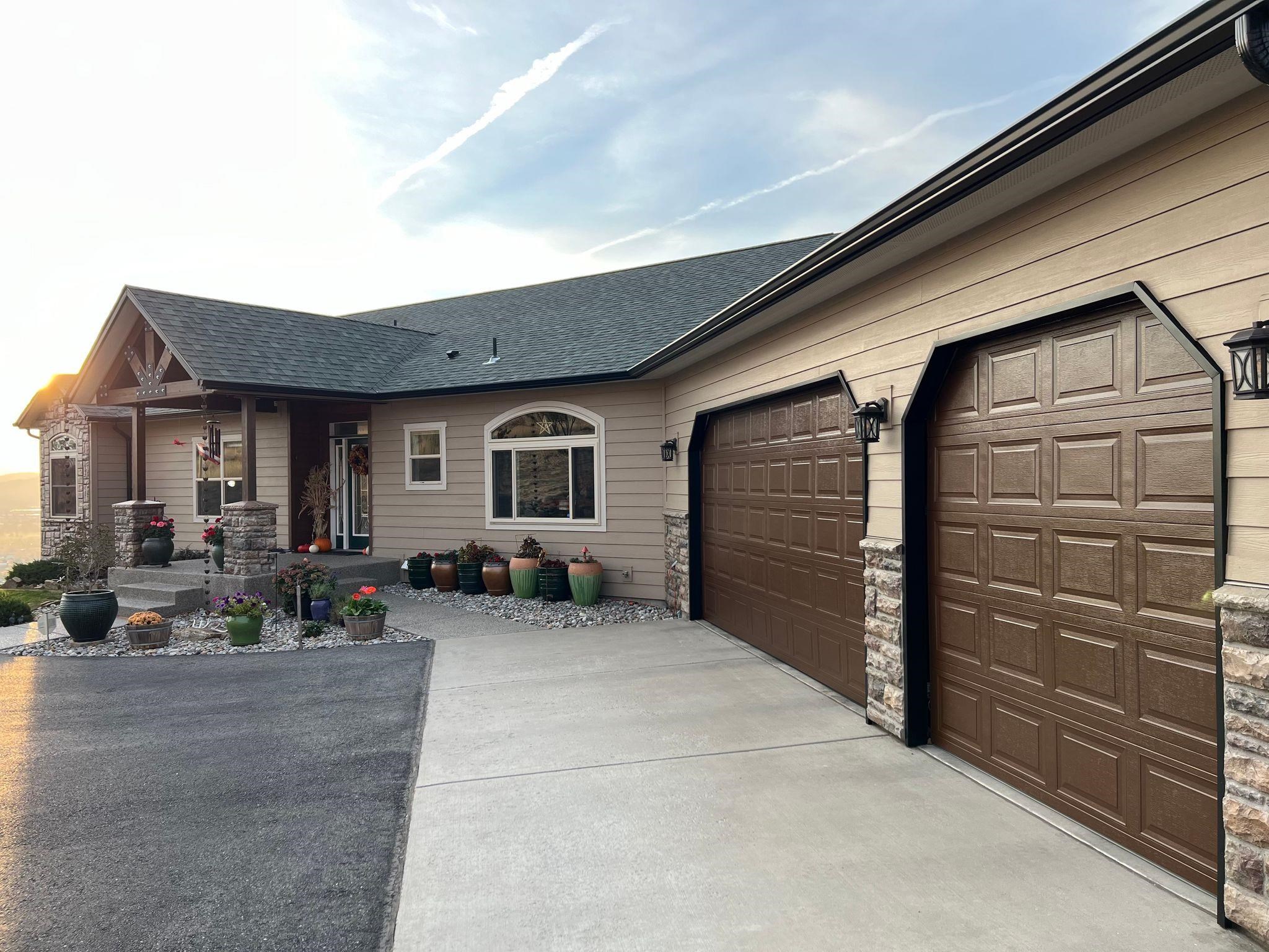 7009 N Lynden Ln - Photo 2
