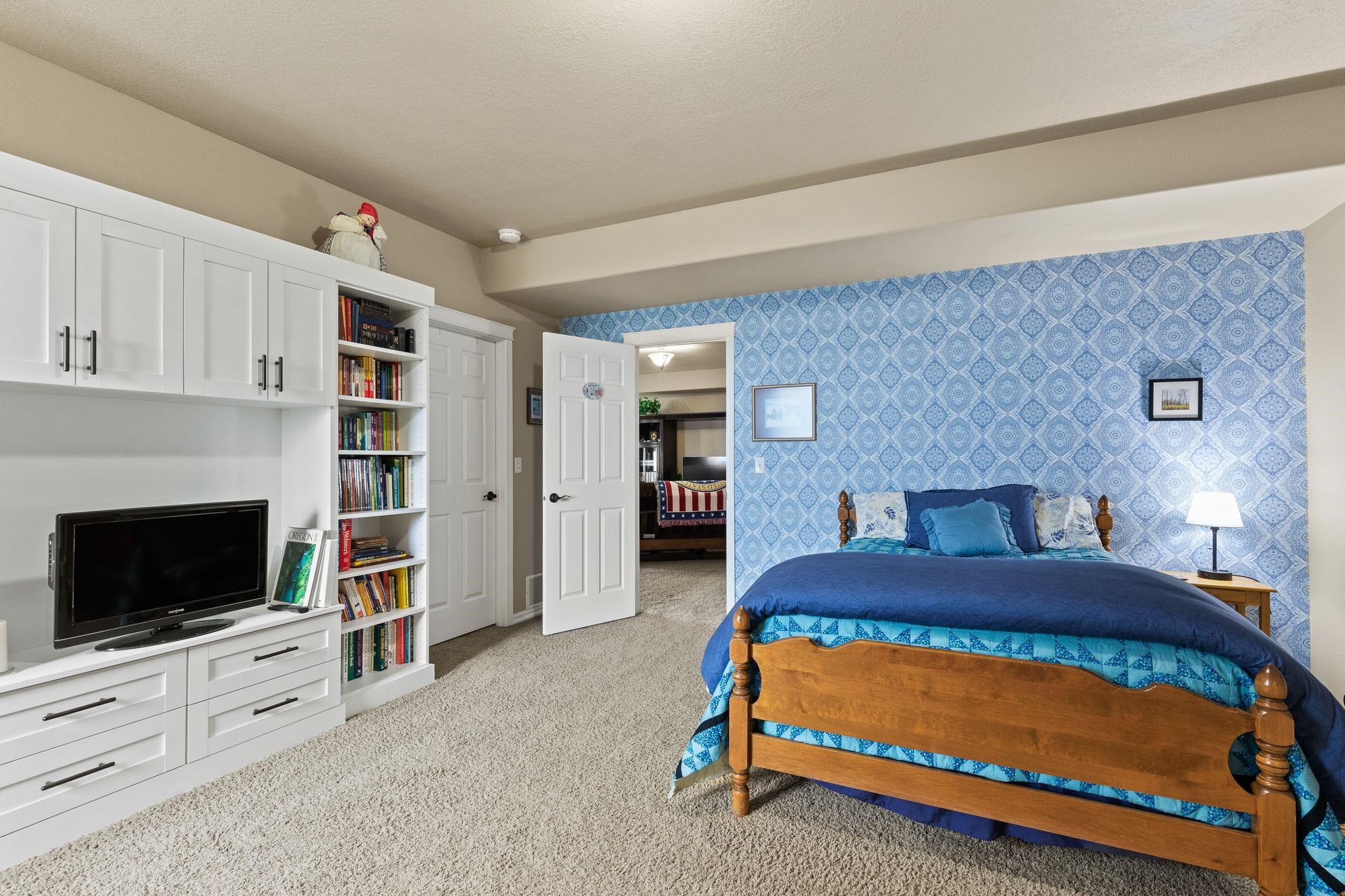7009 N Lynden Ln - Photo 38
