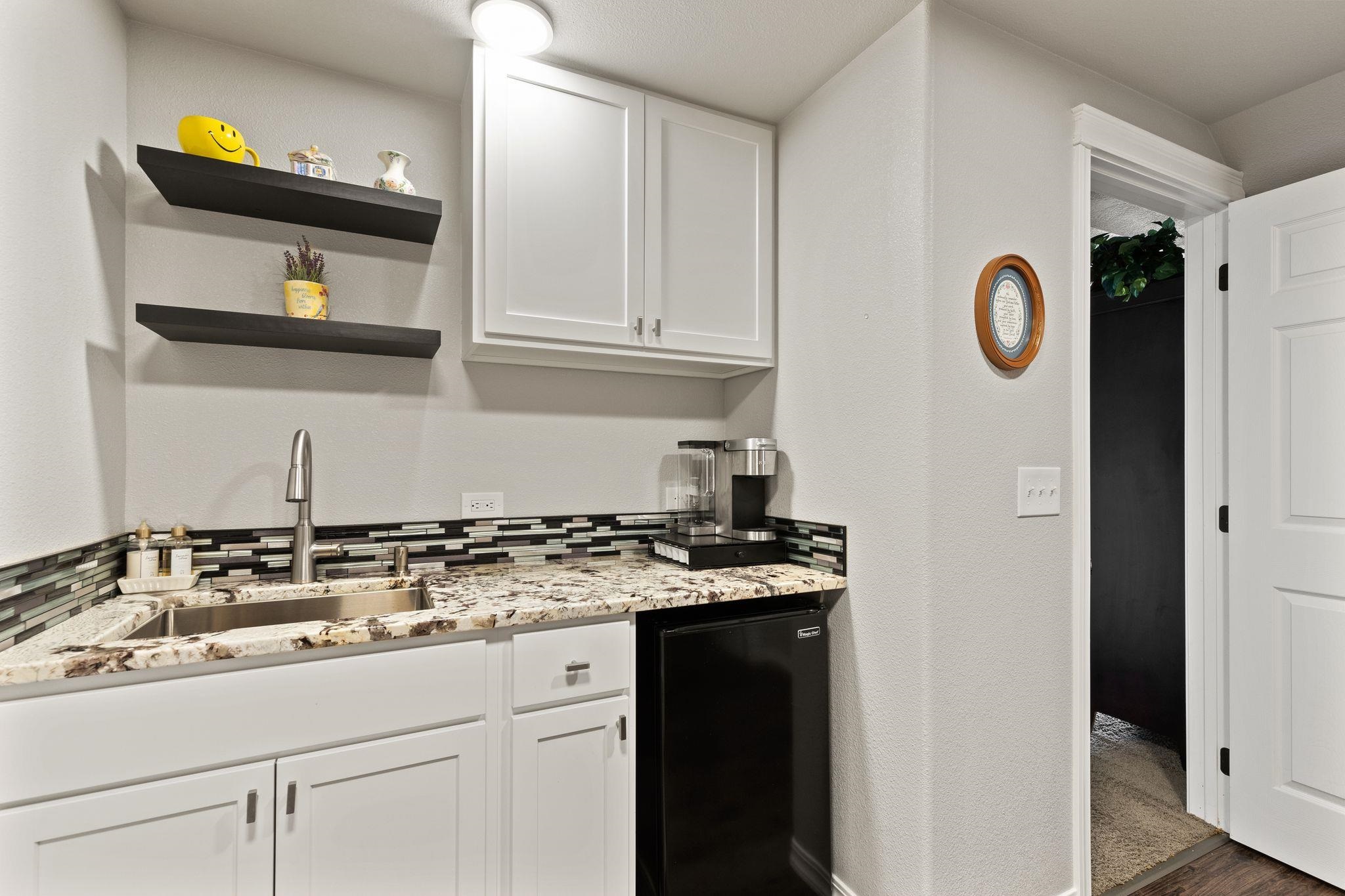 7009 N Lynden Ln - Photo 41