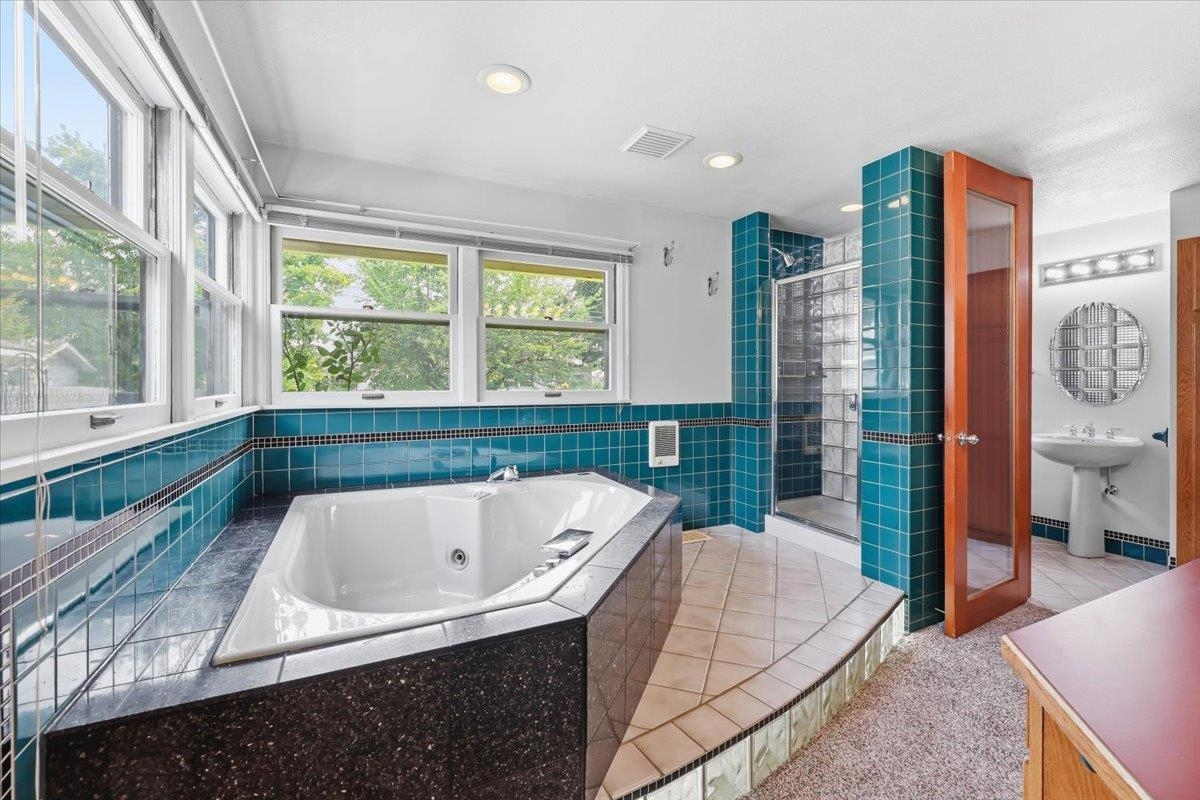 201 W Franklin Ct - Photo 20