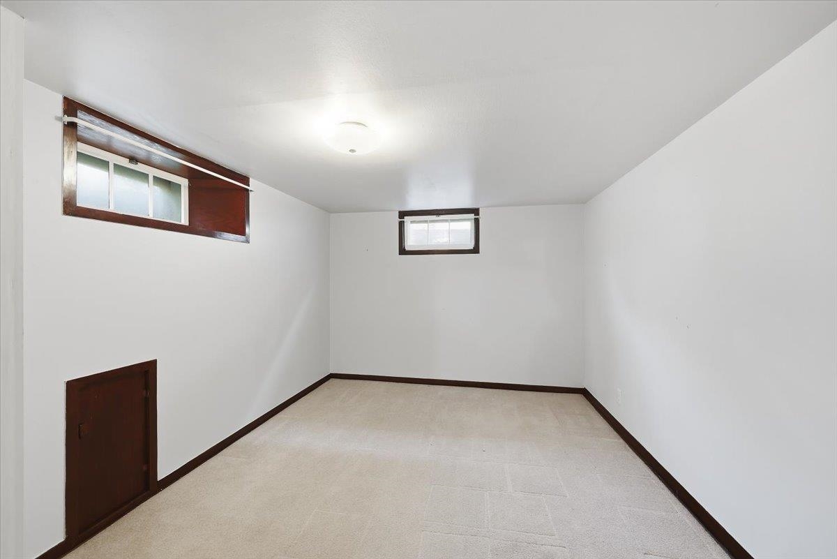 201 W Franklin Ct - Photo 24