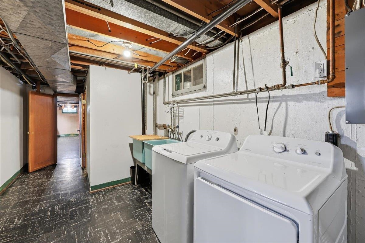 201 W Franklin Ct - Photo 26