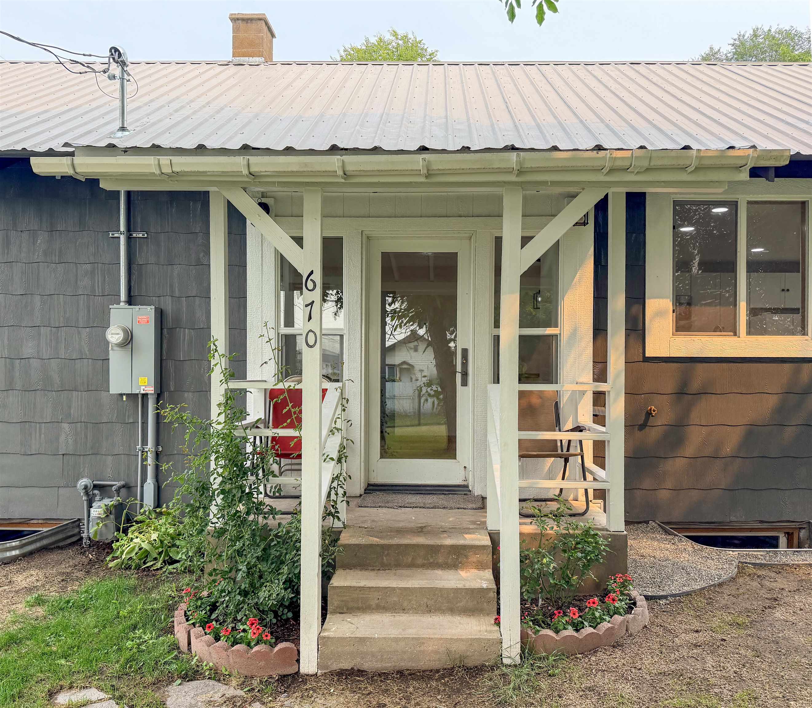 670 N Washington St - Photo 4