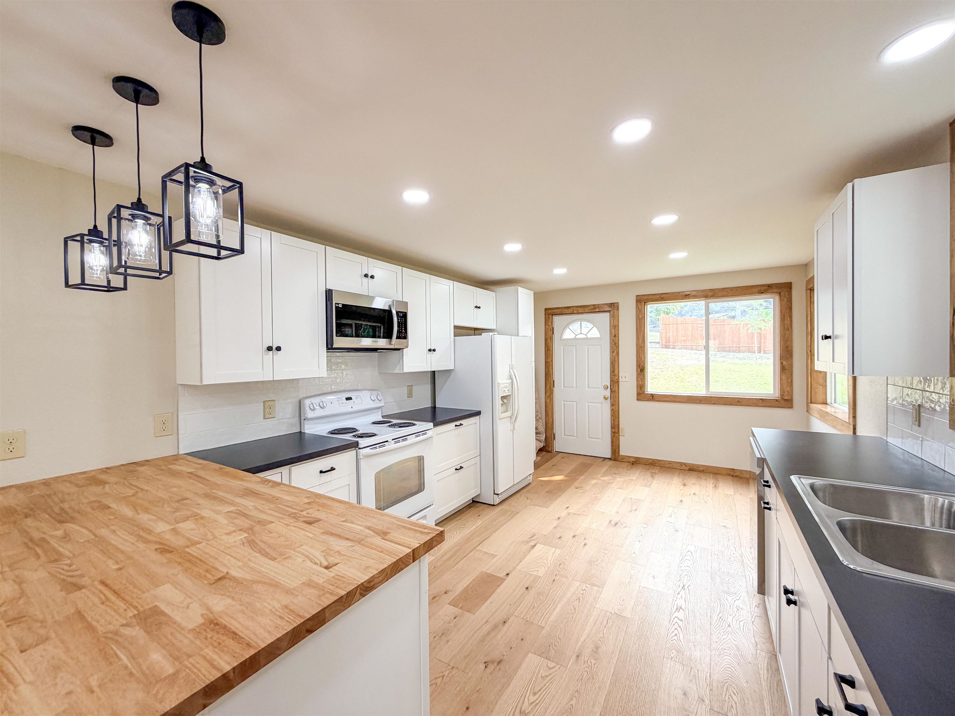 670 N Washington St - Photo 9