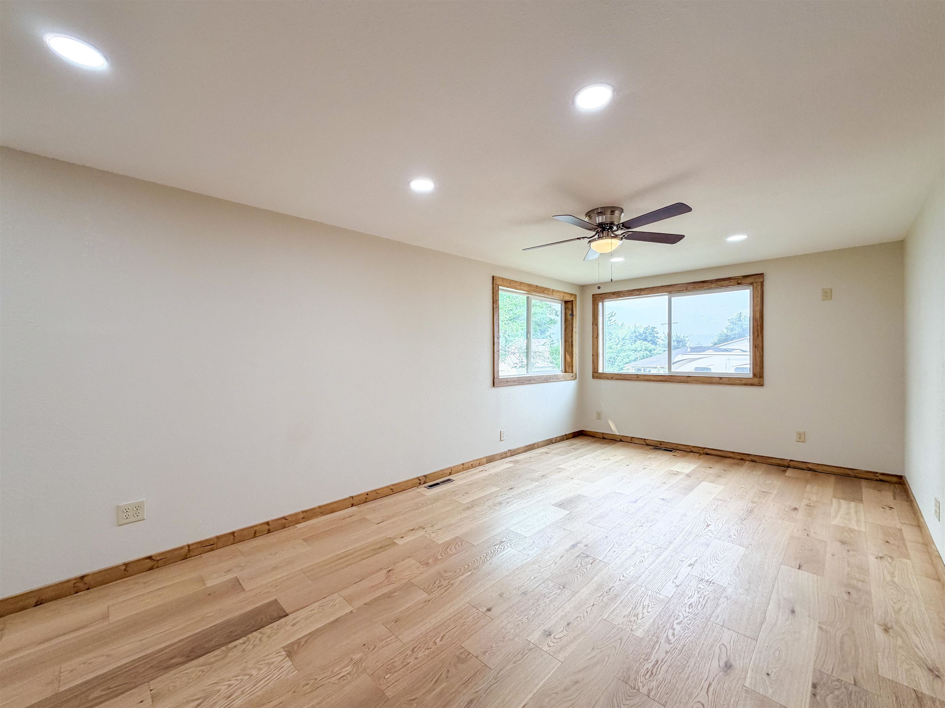670 N Washington St - Photo 24