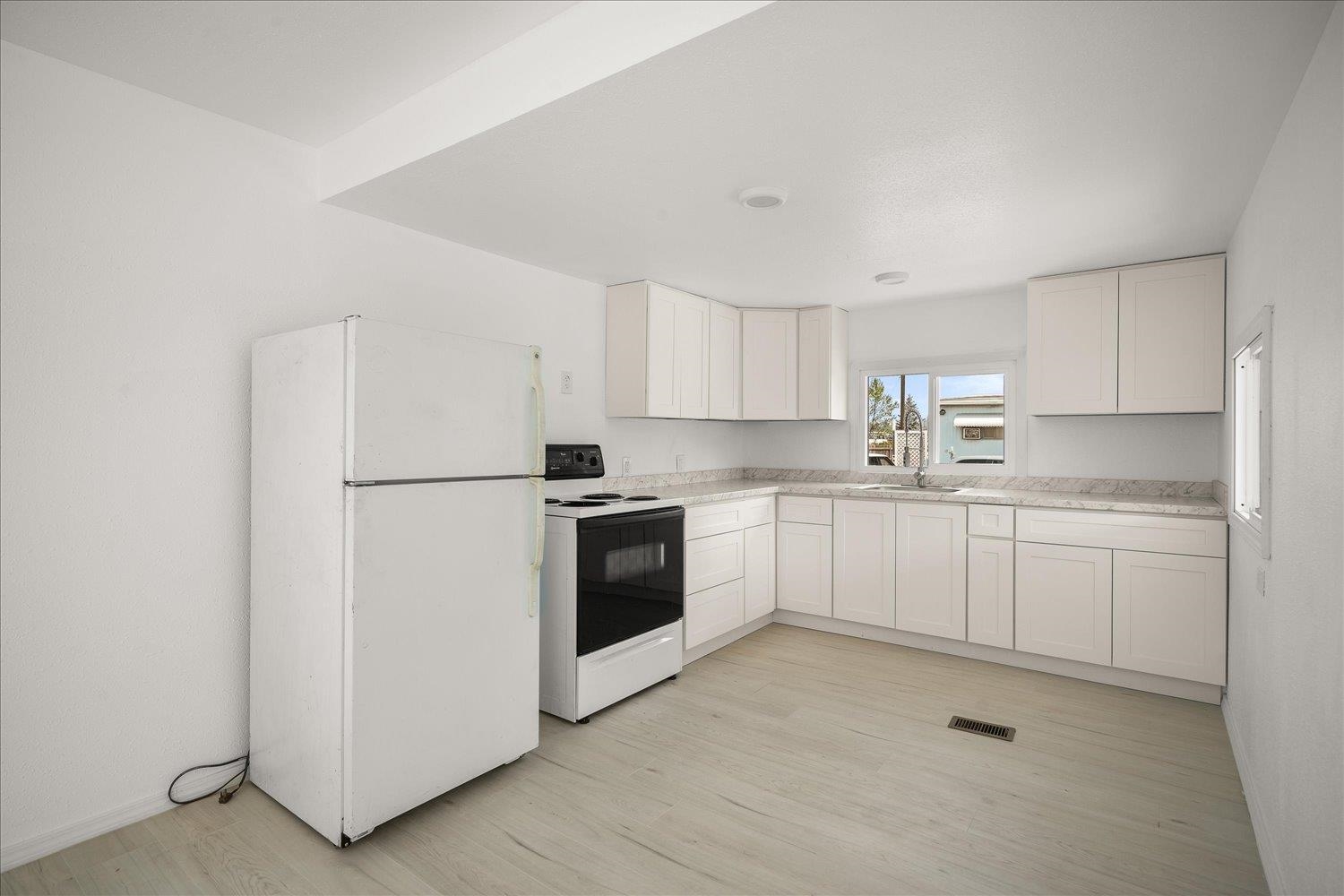205 S PARK Dr - Photo 13