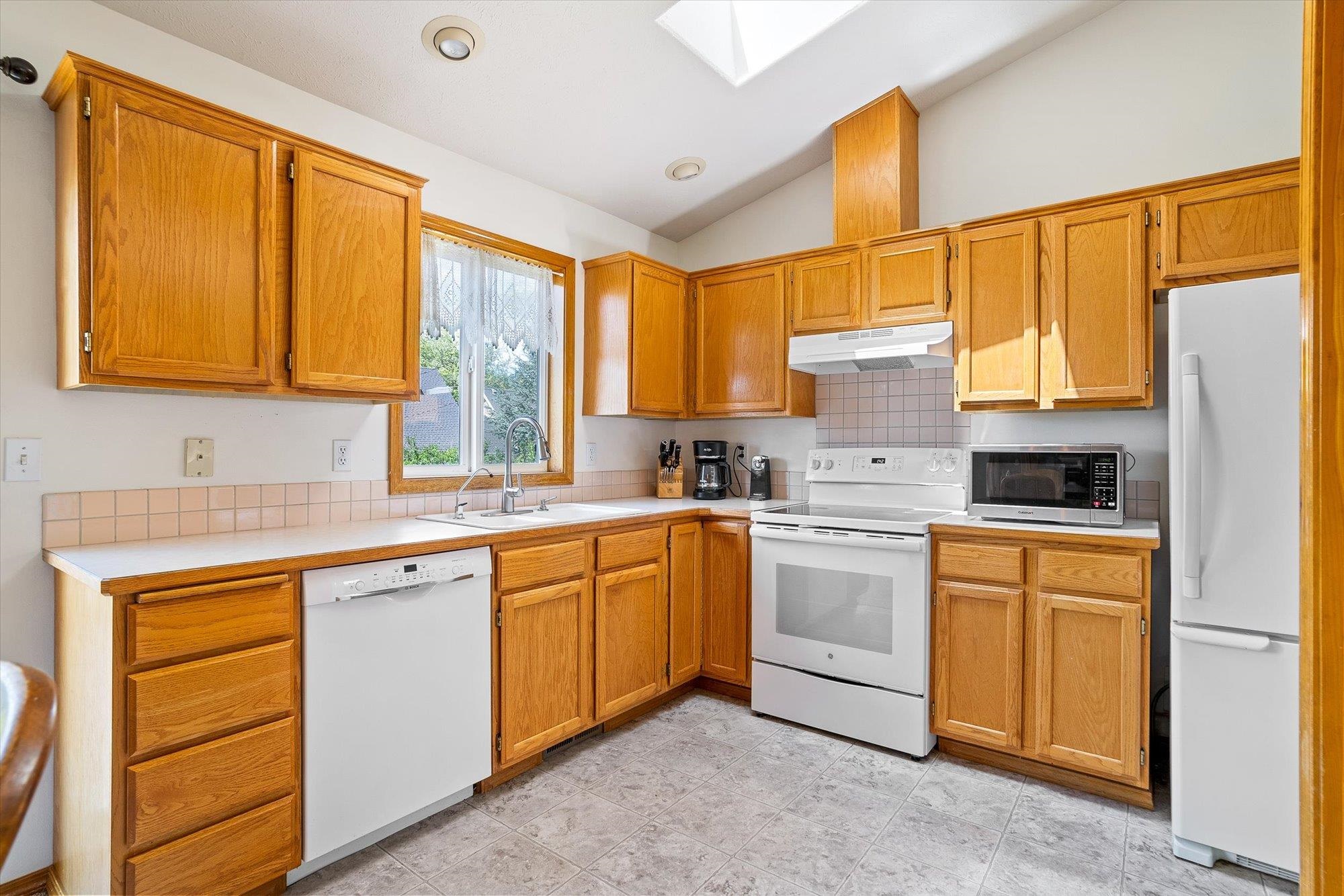 4417 N Morrow Ct - Photo 6