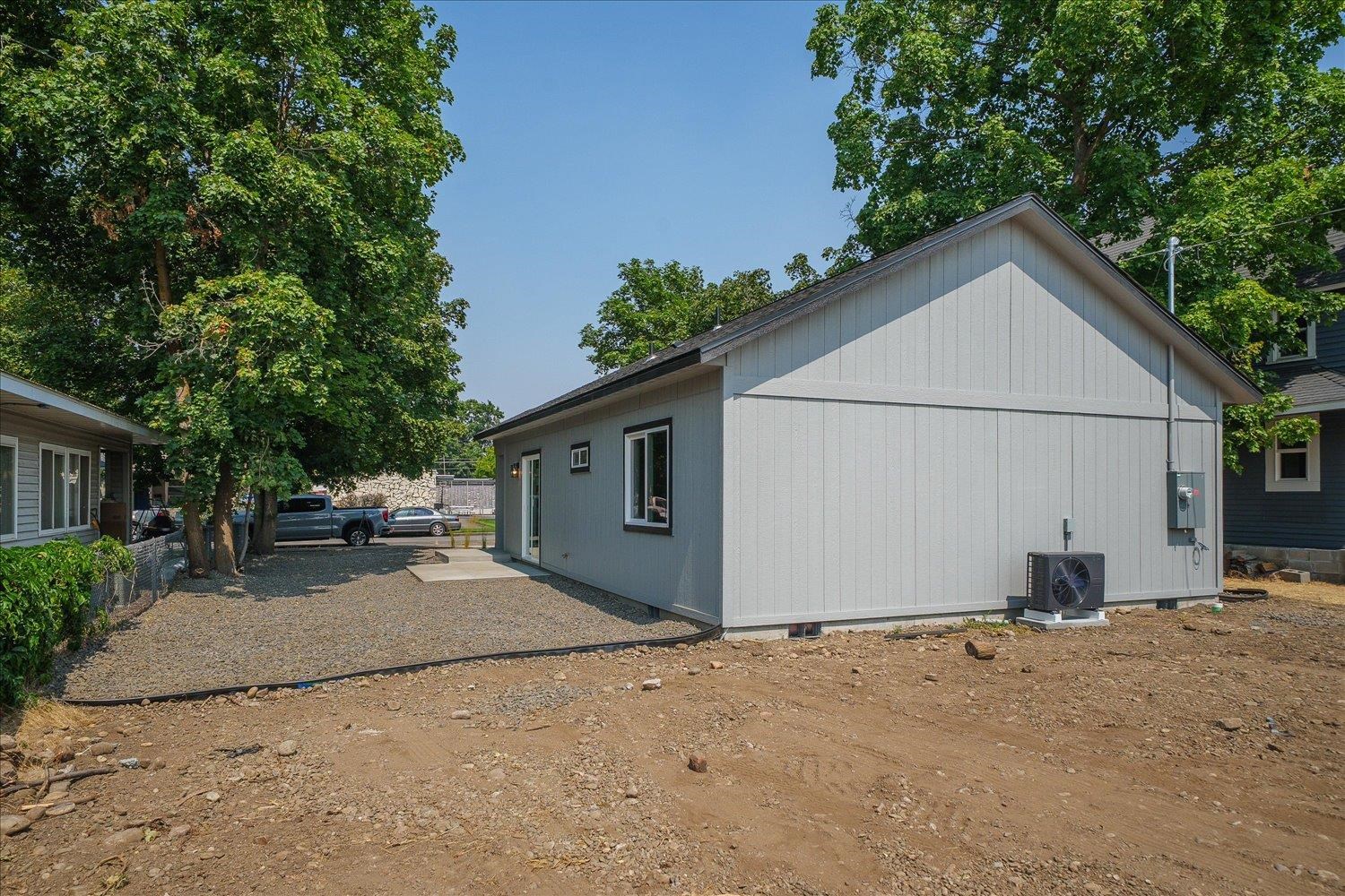 1924 E Sharp Ave - Photo 22
