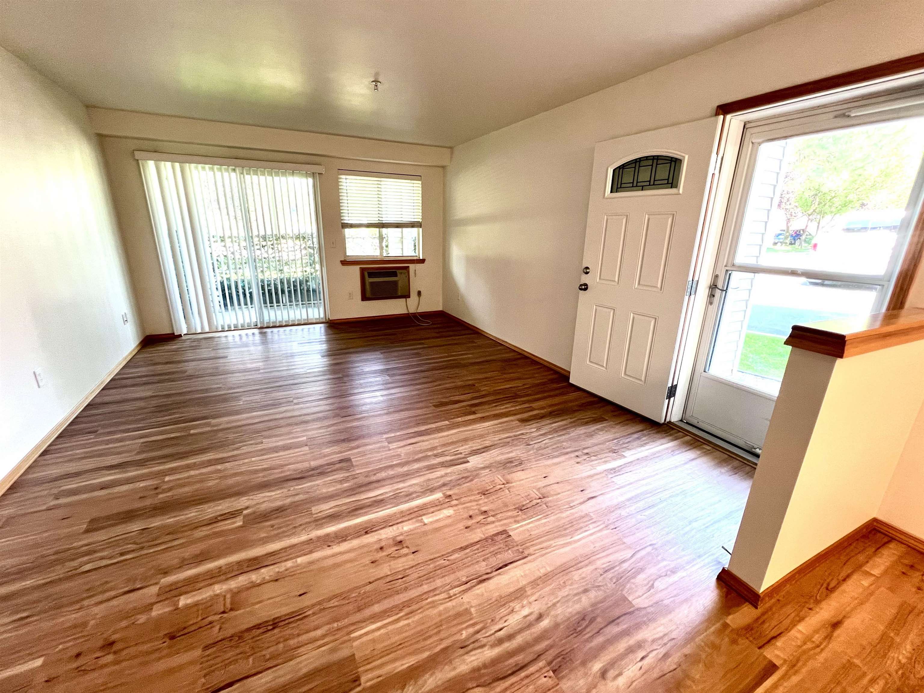 9926 E 16th Ave - Photo 3