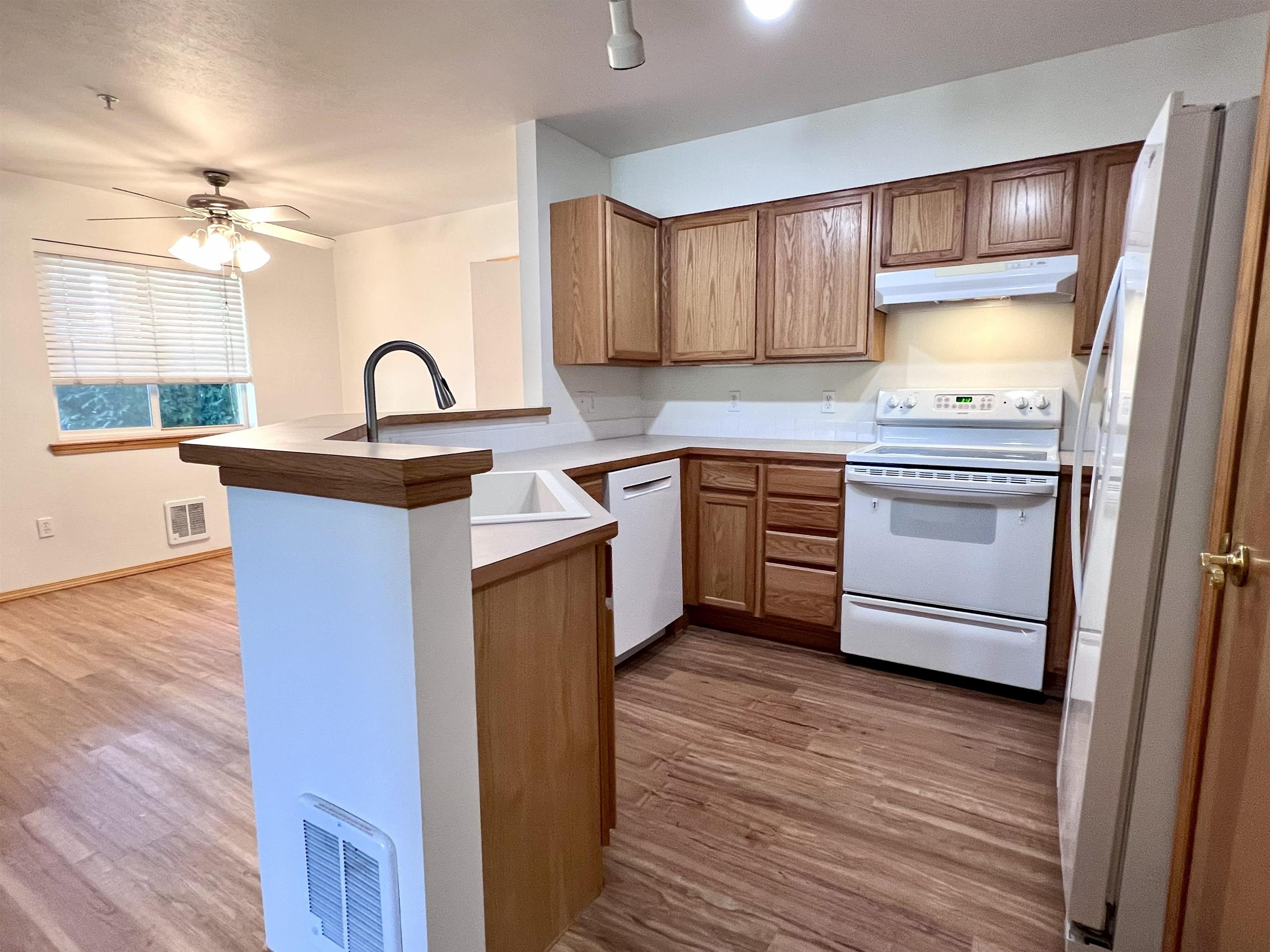 9926 E 16th Ave - Photo 8