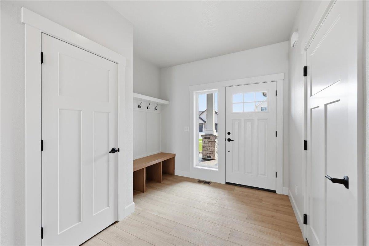 1316 S Manifold Rd - Photo 6