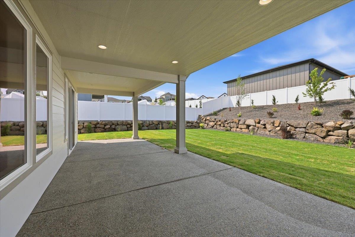1320 S Manifold Rd - Photo 32