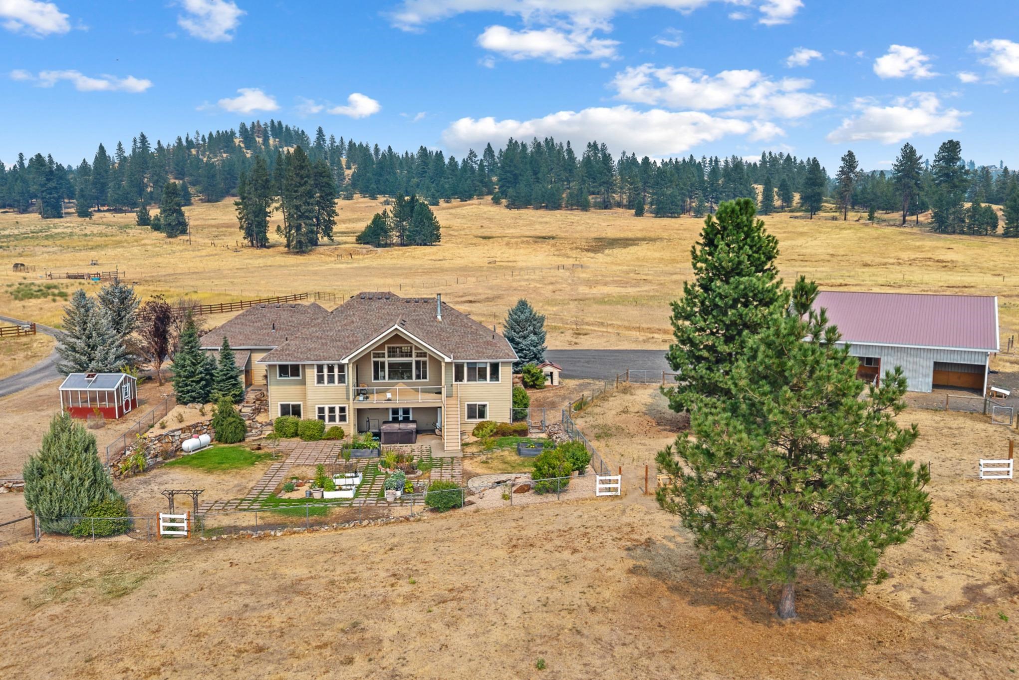 29020 N Hardesty Rd - Photo 1