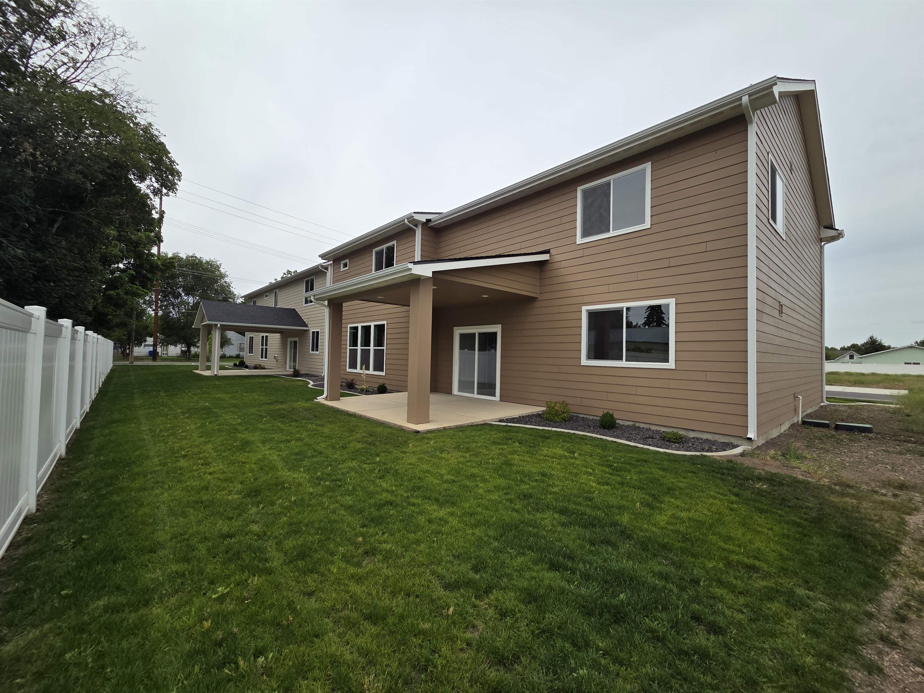 12708 E Desmet Ave - Photo 4