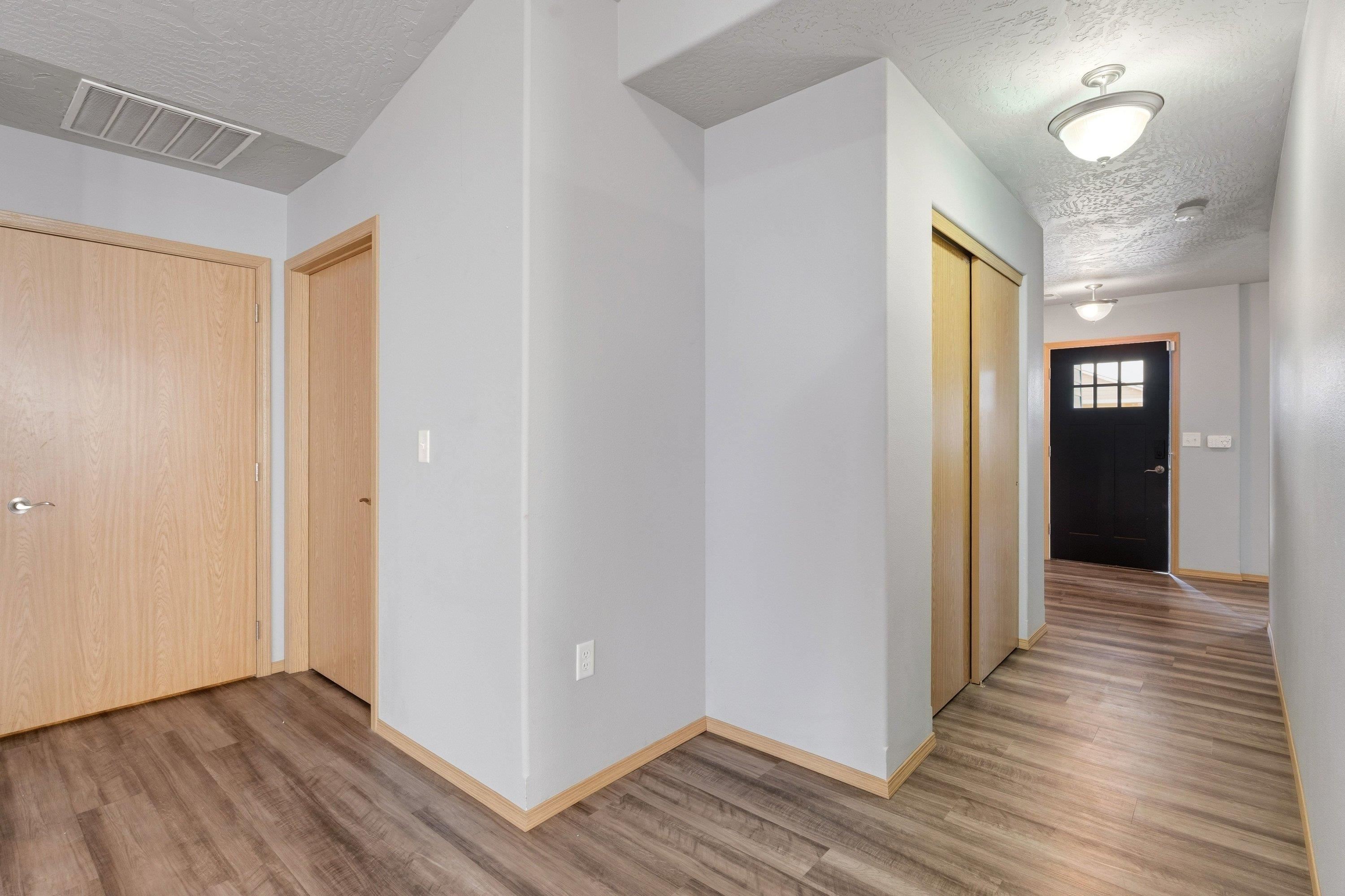 625 E Canterbury Ln - Photo 6