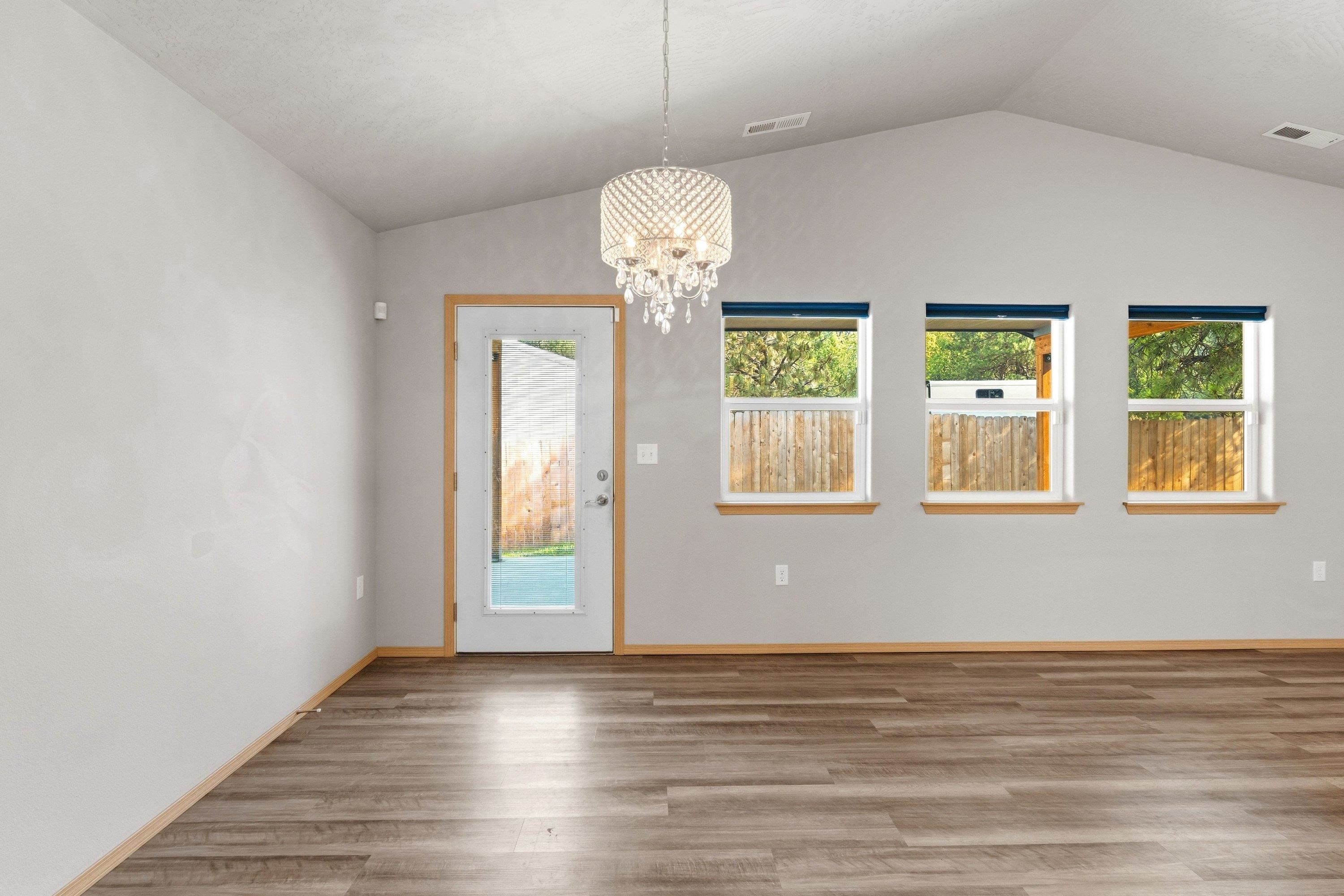625 E Canterbury Ln - Photo 15